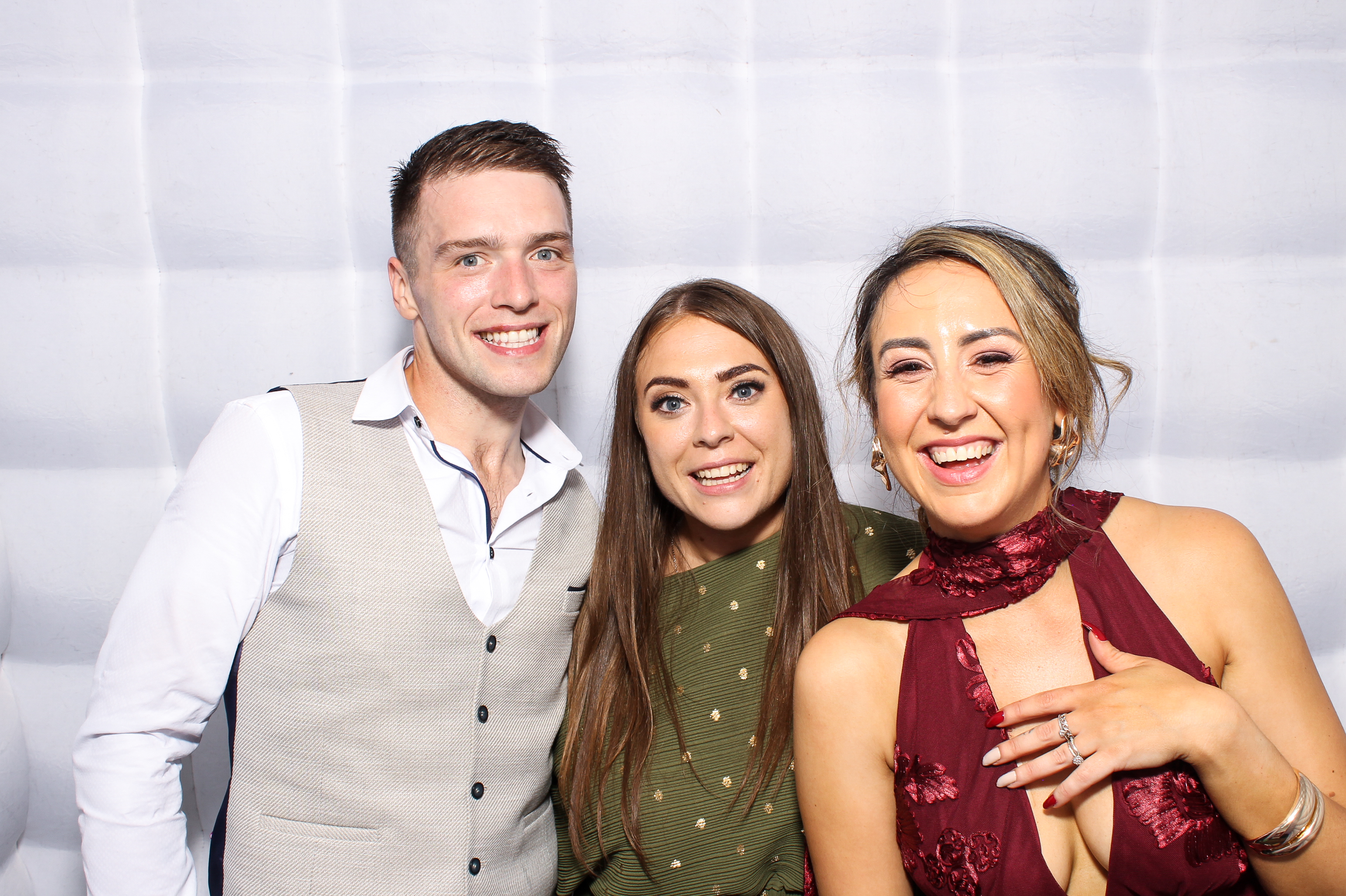 Lisa & Fergal | View more photos from the event at gallery.snapmagic.ie/u/SnapMagic/Lisa-Fergal