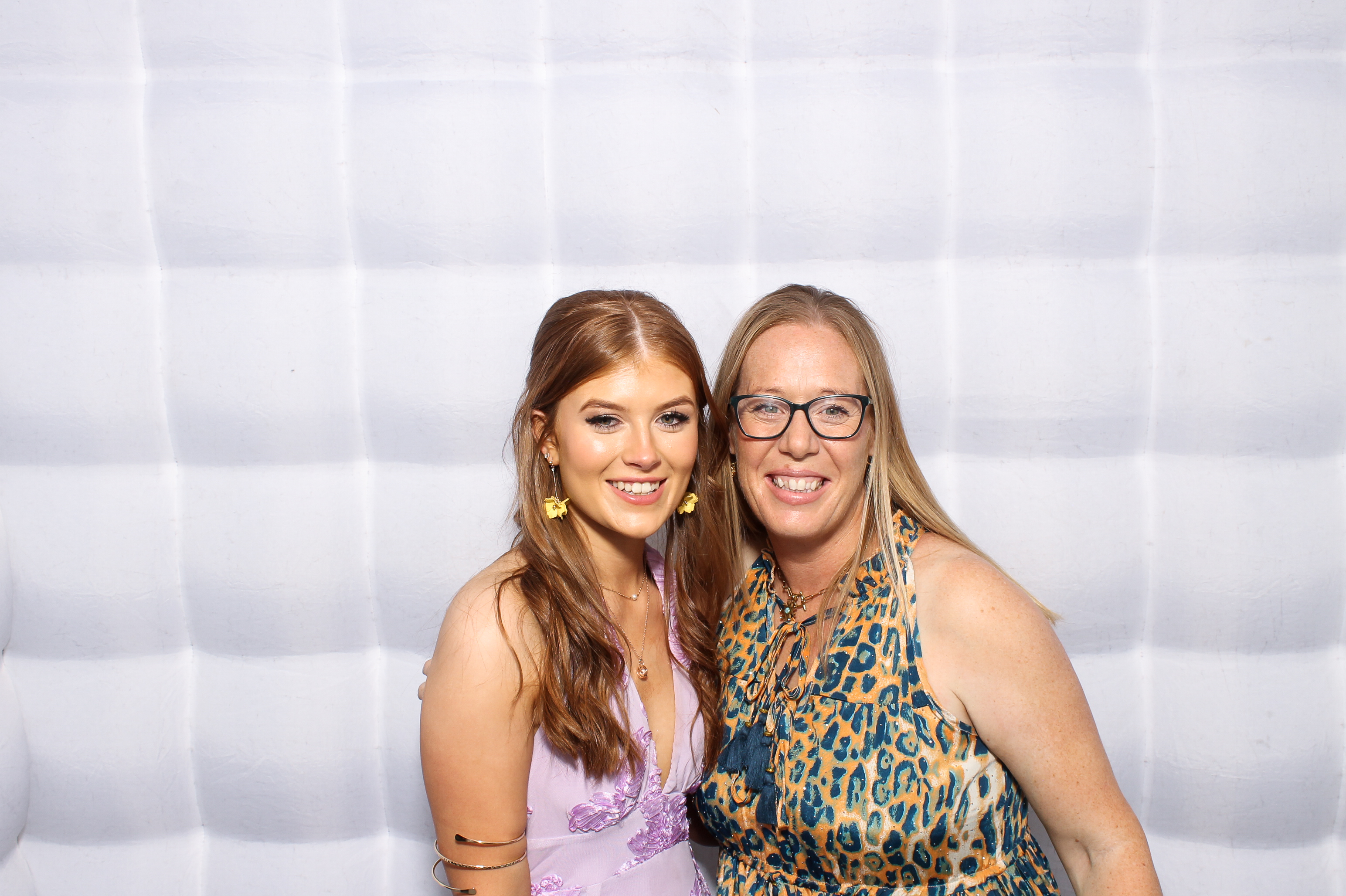 Lisa & Fergal | View more photos from the event at gallery.snapmagic.ie/u/SnapMagic/Lisa-Fergal