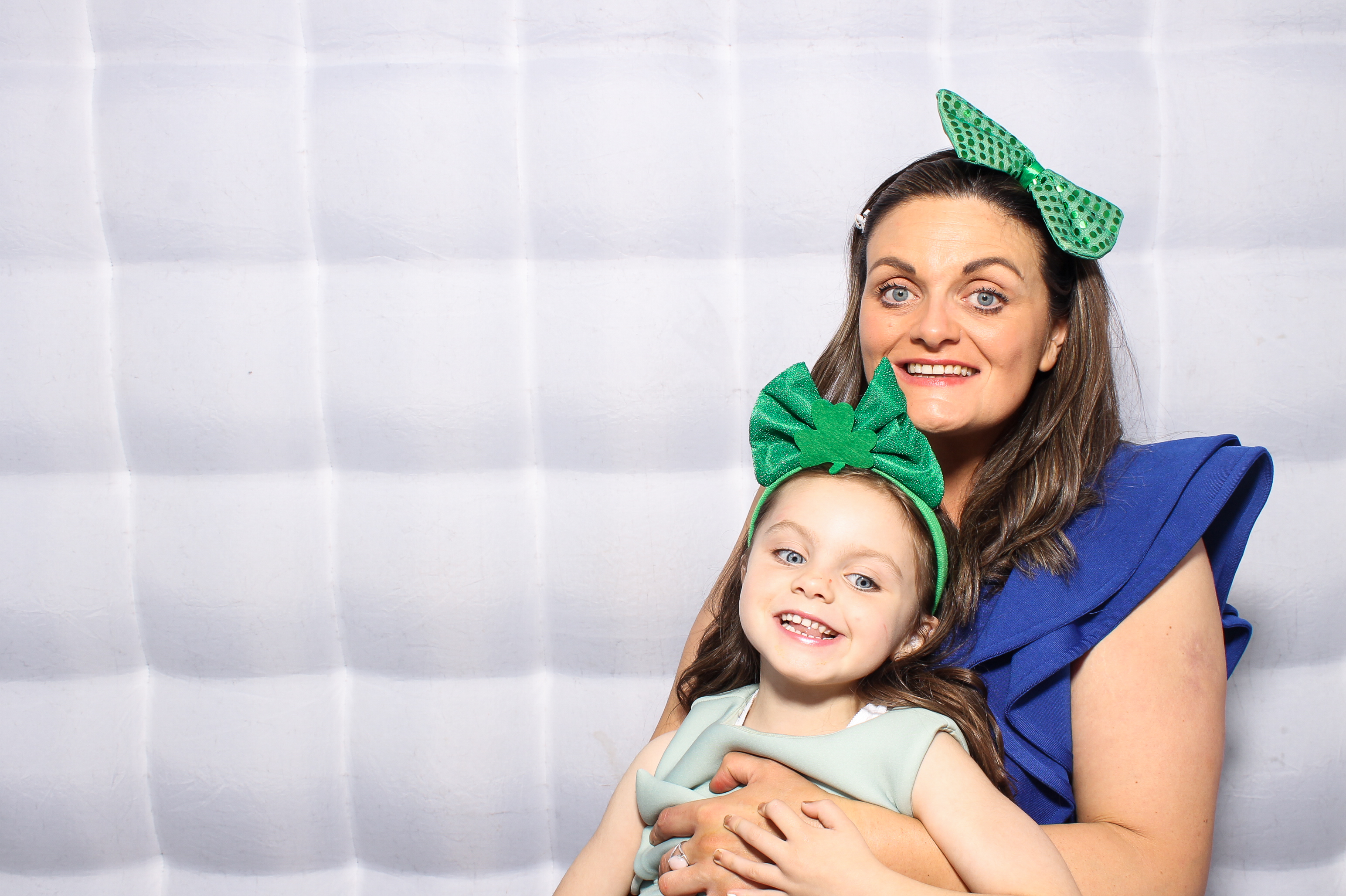 Lisa & Fergal | View more photos from the event at gallery.snapmagic.ie/u/SnapMagic/Lisa-Fergal