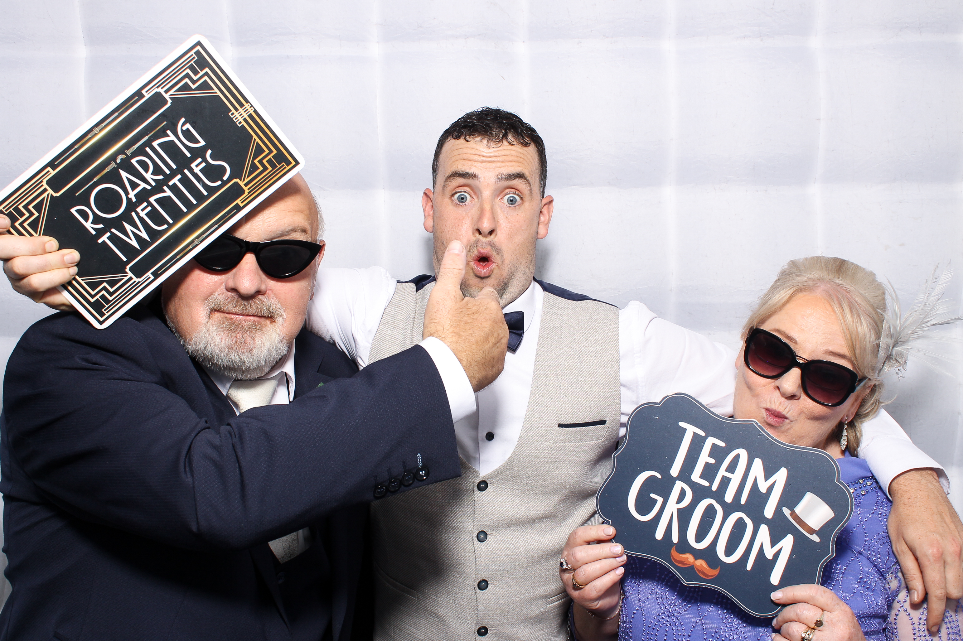 Lisa & Fergal | View more photos from the event at gallery.snapmagic.ie/u/SnapMagic/Lisa-Fergal