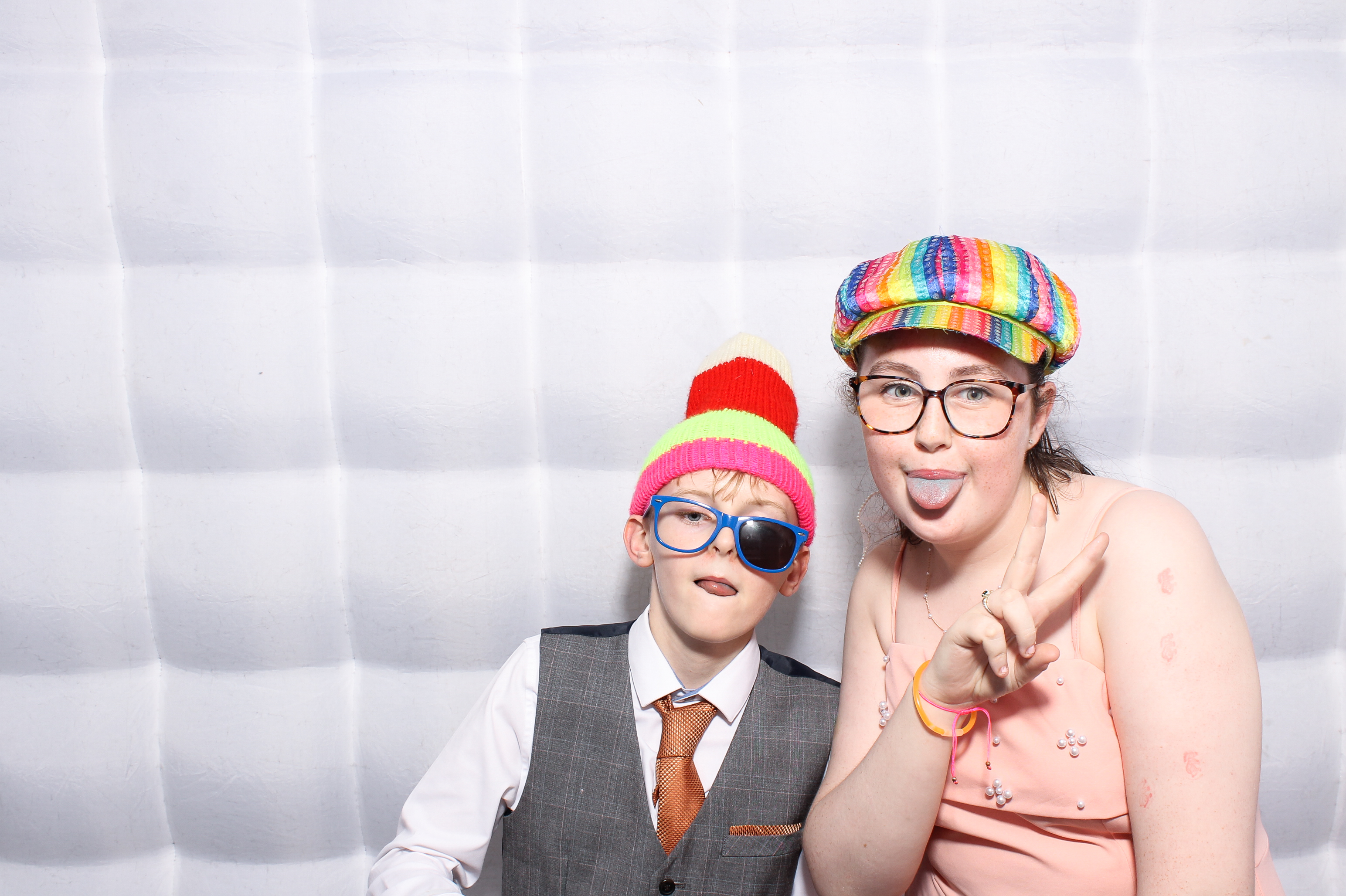 Lisa & Fergal | View more photos from the event at gallery.snapmagic.ie/u/SnapMagic/Lisa-Fergal