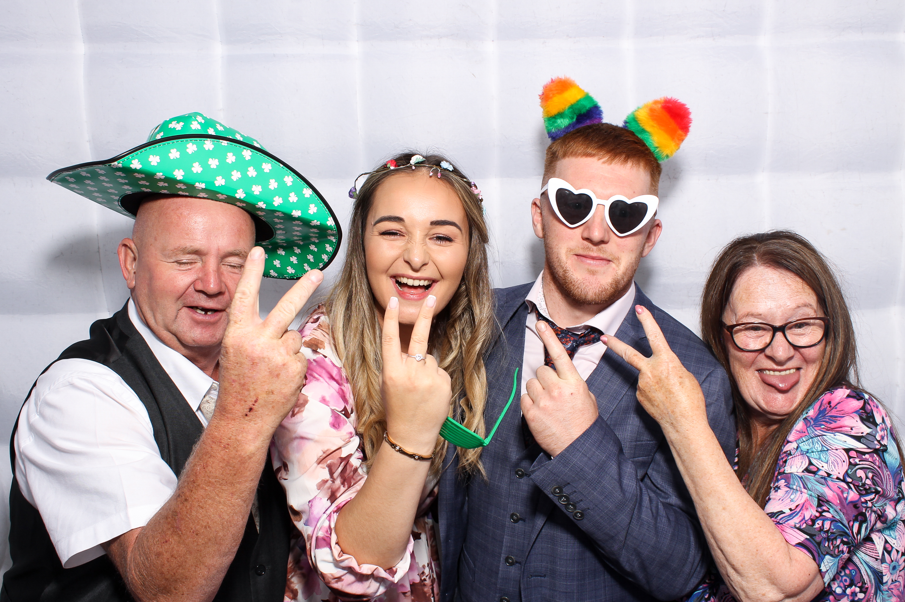 Lisa & Fergal | View more photos from the event at gallery.snapmagic.ie/u/SnapMagic/Lisa-Fergal