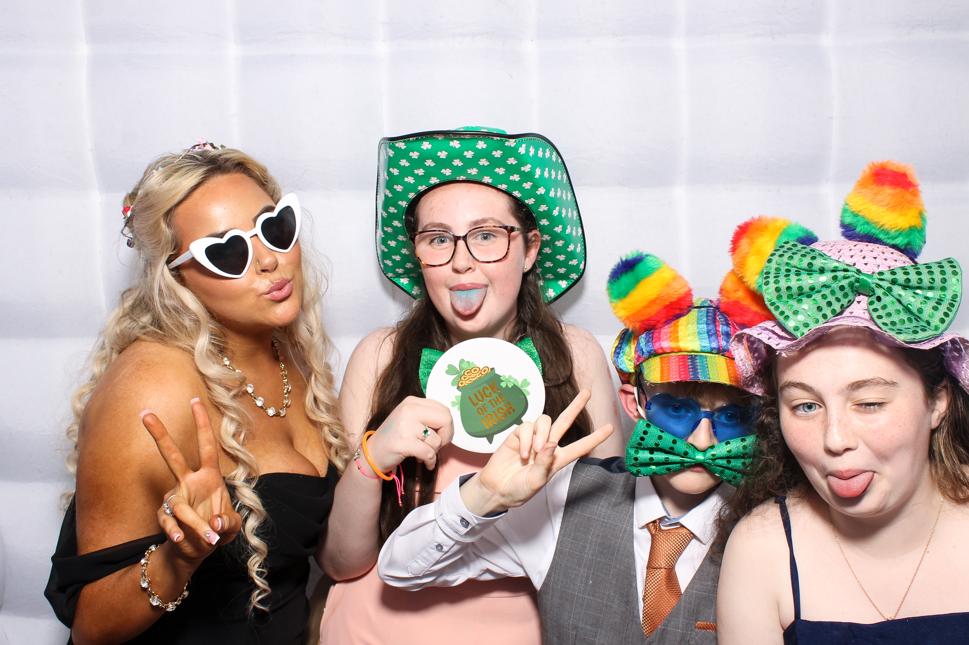 Lisa & Fergal | View more photos from the event at gallery.snapmagic.ie/u/SnapMagic/Lisa-Fergal