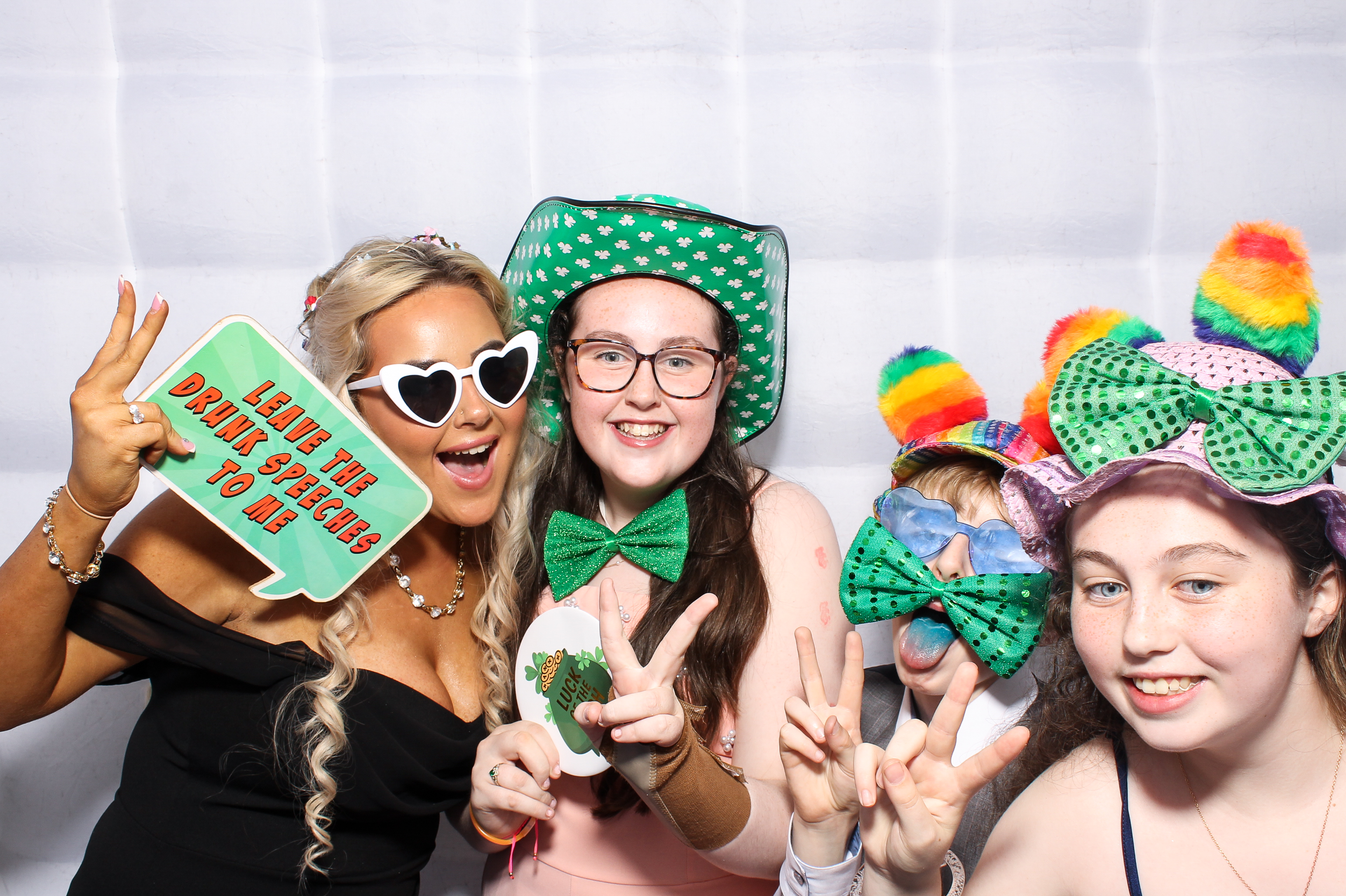 Lisa & Fergal | View more photos from the event at gallery.snapmagic.ie/u/SnapMagic/Lisa-Fergal