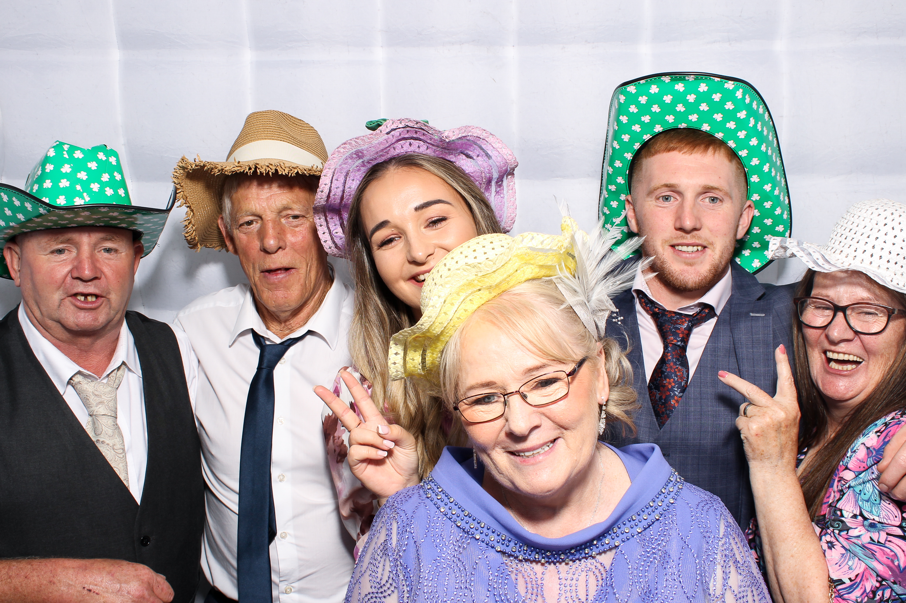 Lisa & Fergal | View more photos from the event at gallery.snapmagic.ie/u/SnapMagic/Lisa-Fergal