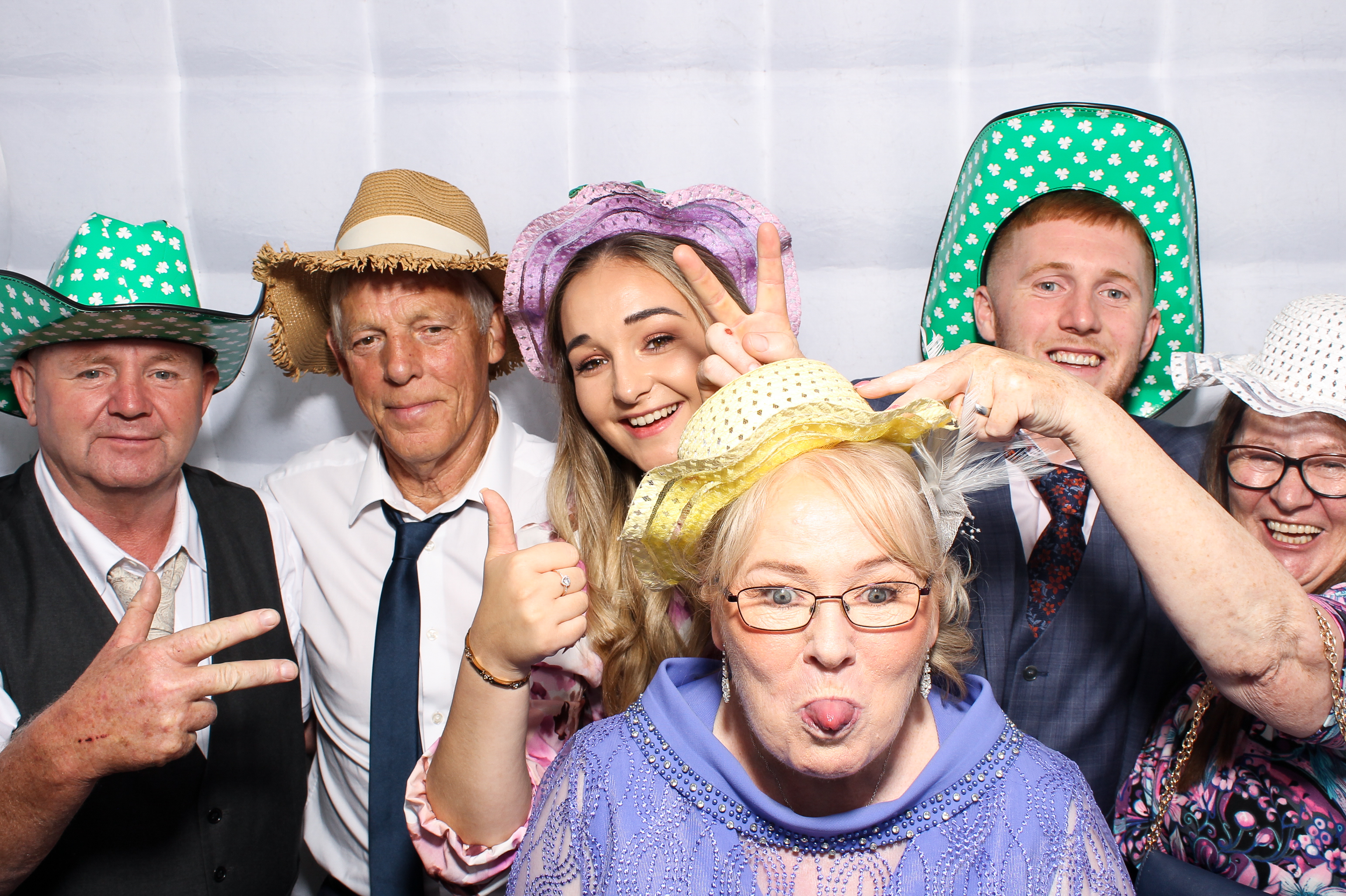 Lisa & Fergal | View more photos from the event at gallery.snapmagic.ie/u/SnapMagic/Lisa-Fergal