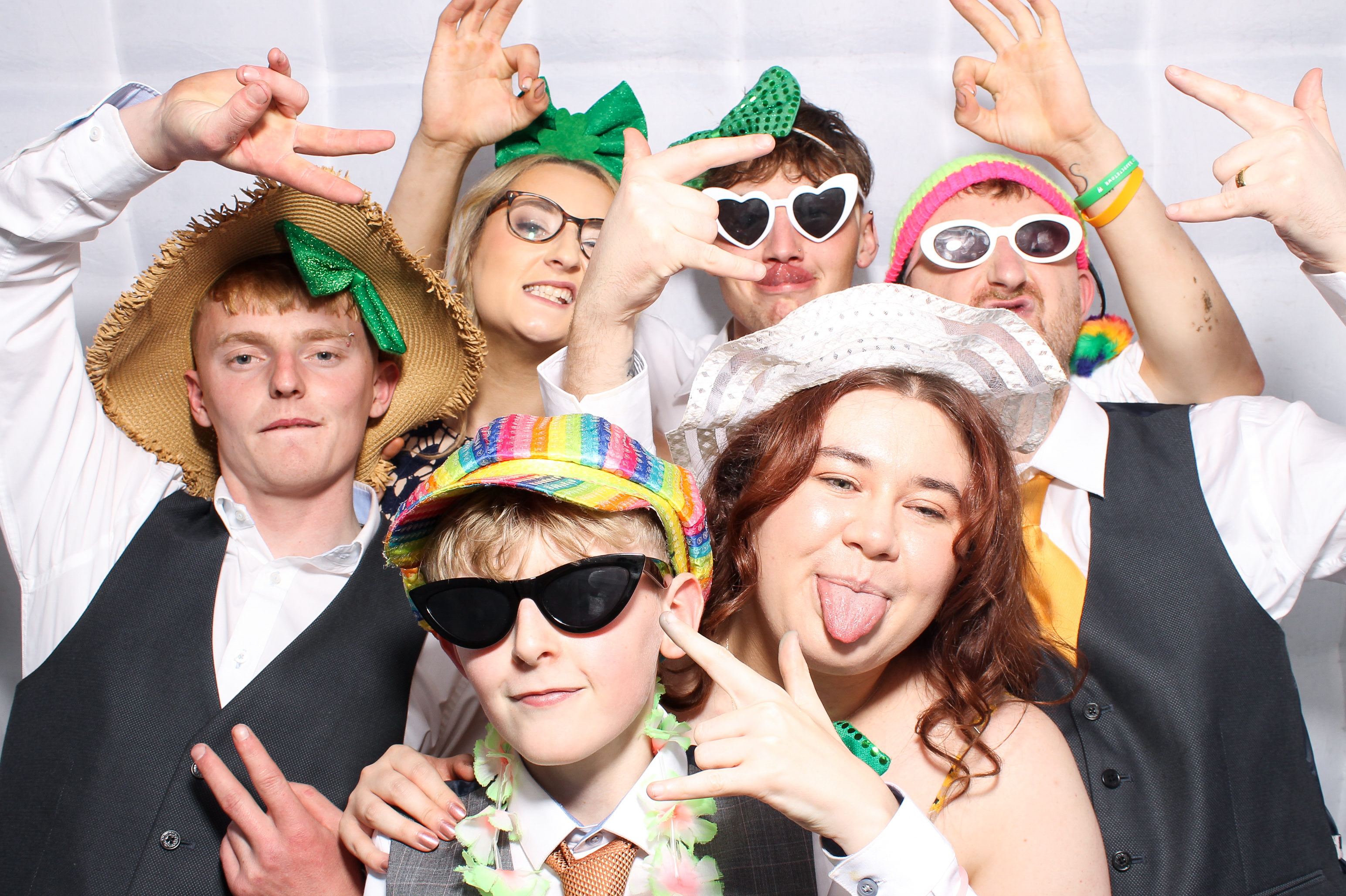 Lisa & Fergal | View more photos from the event at gallery.snapmagic.ie/u/SnapMagic/Lisa-Fergal