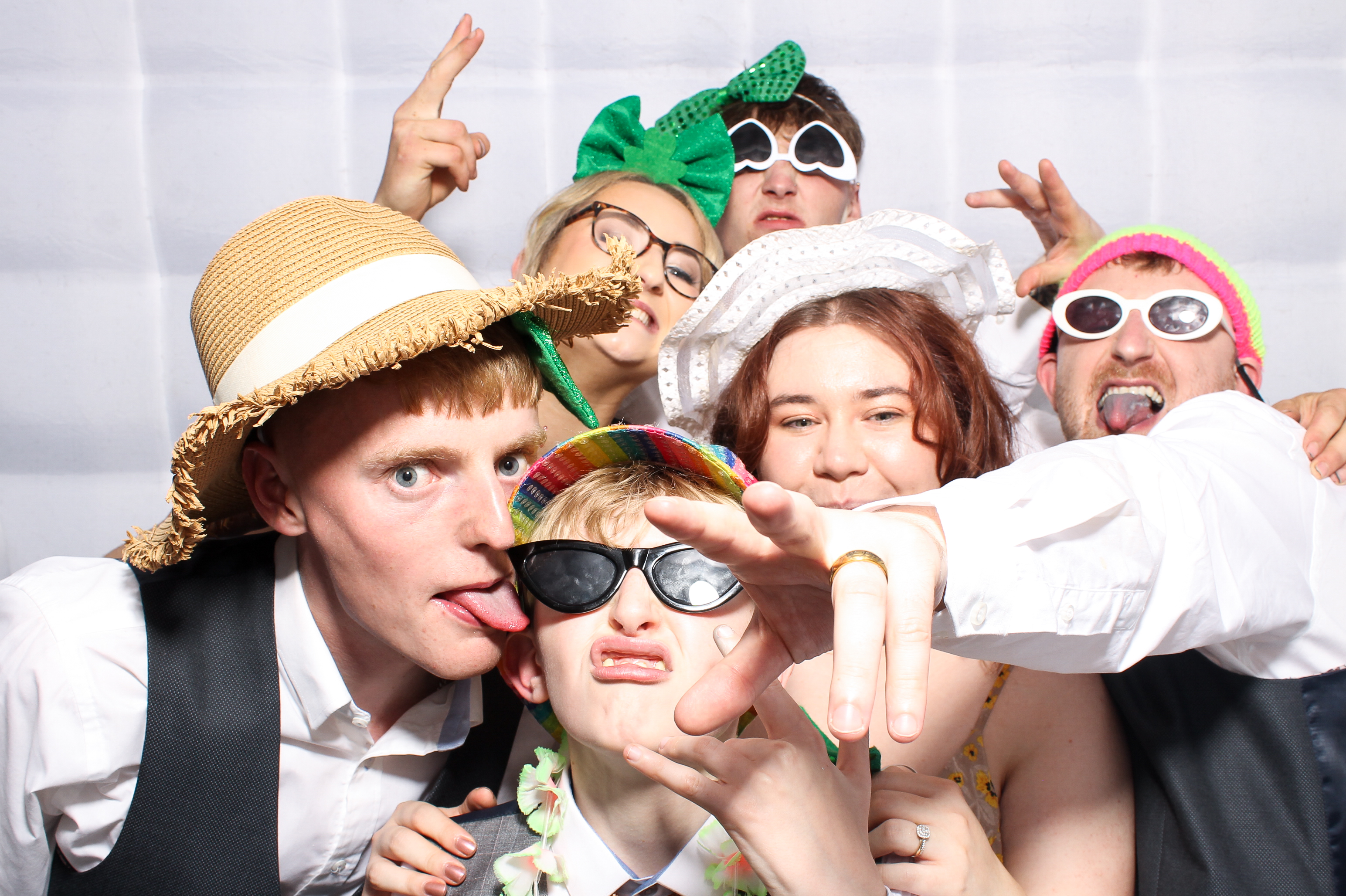 Lisa & Fergal | View more photos from the event at gallery.snapmagic.ie/u/SnapMagic/Lisa-Fergal