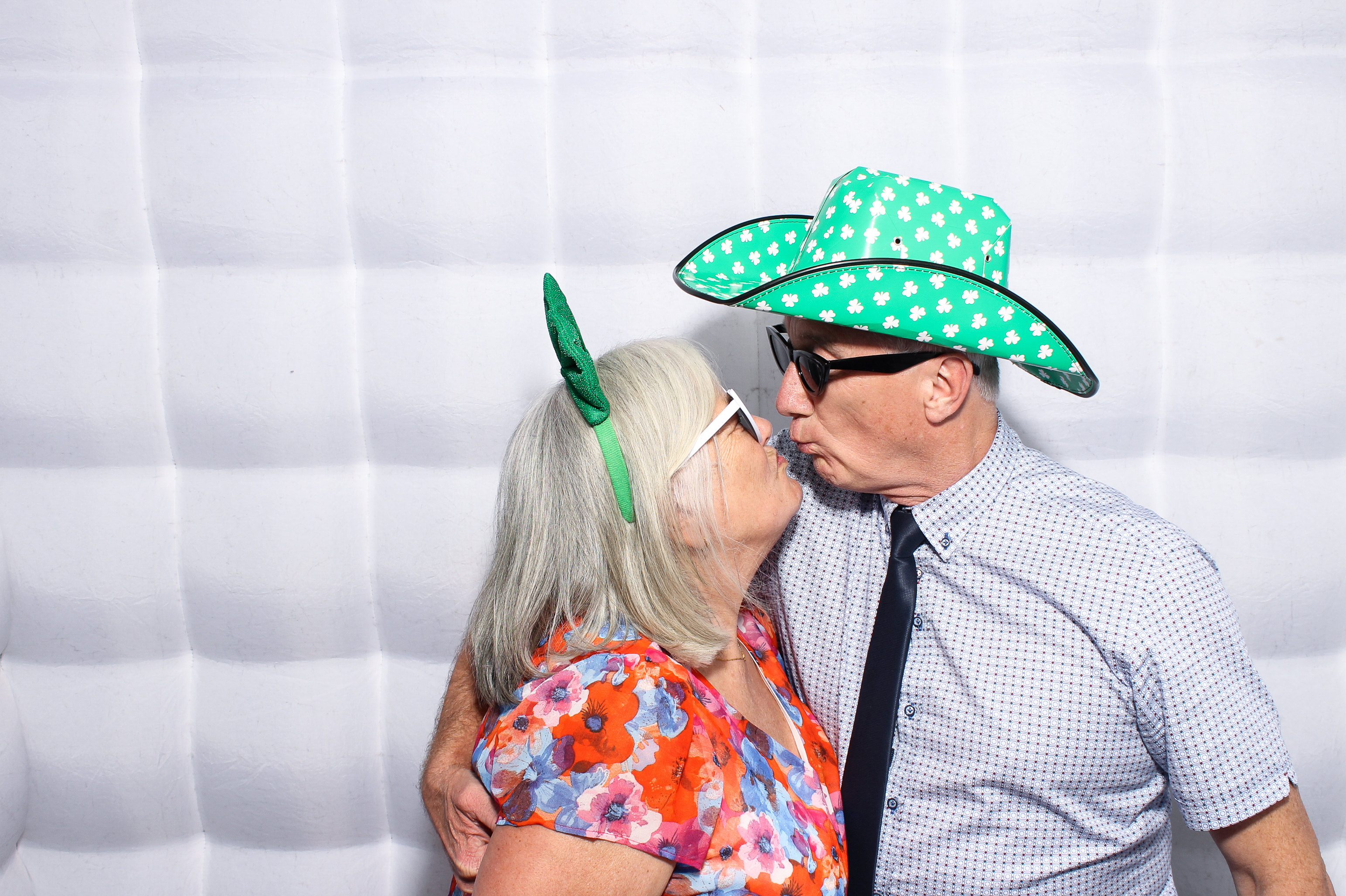 Lisa & Fergal | View more photos from the event at gallery.snapmagic.ie/u/SnapMagic/Lisa-Fergal