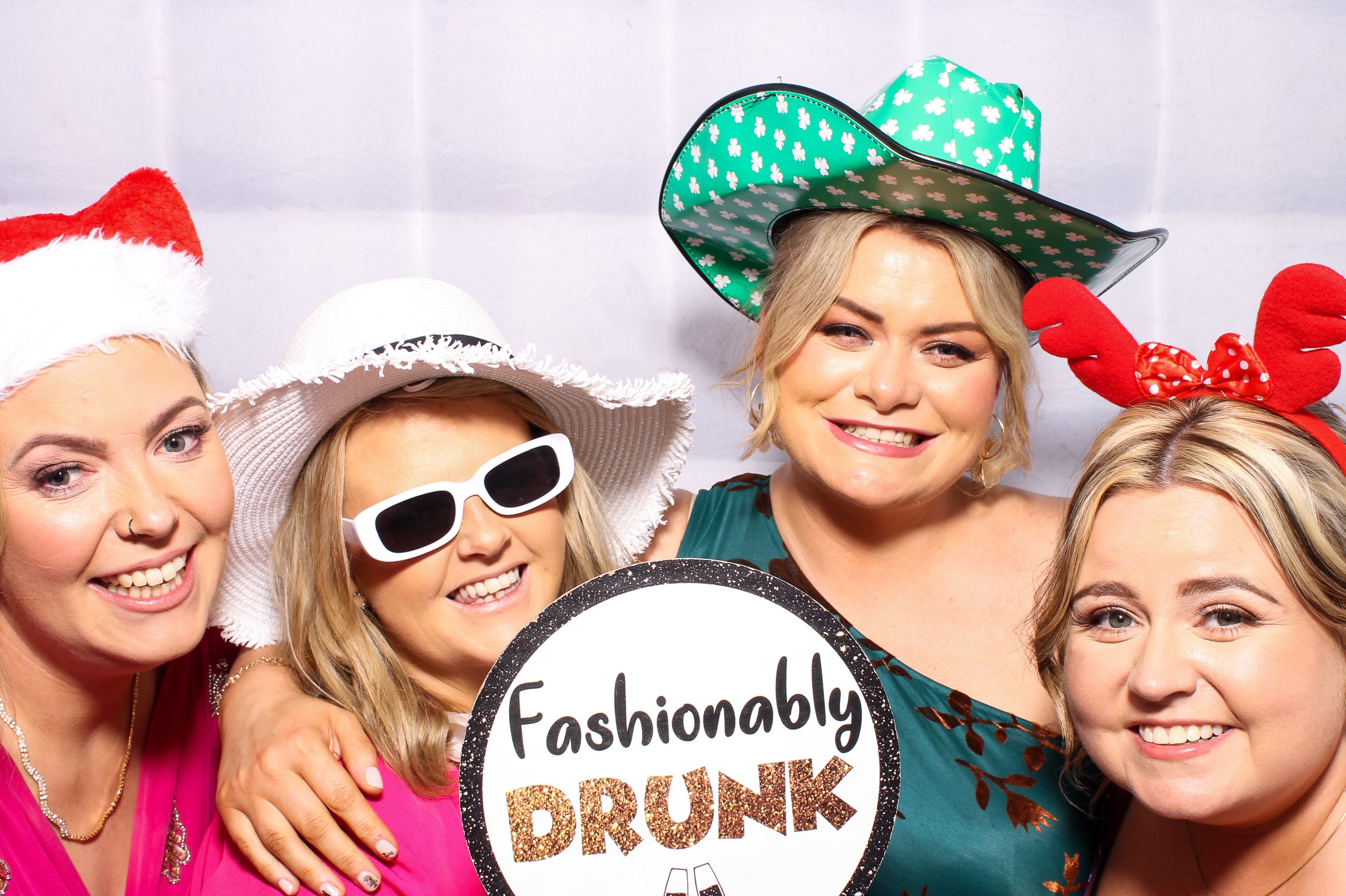 Lorna & Mark | View more photos from the event at gallery.snapmagic.ie/u/SnapMagic/Lorna-Mark