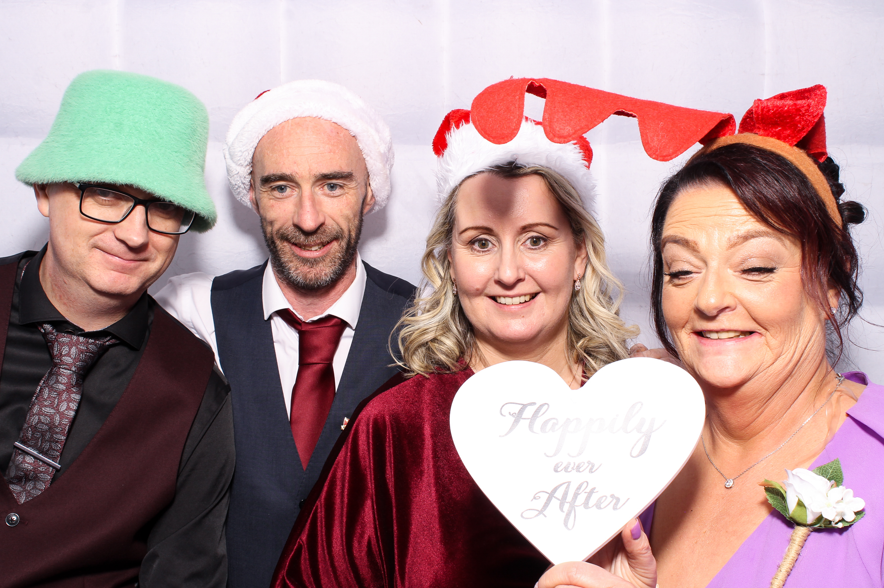 Lorna & Mark | View more photos from the event at gallery.snapmagic.ie/u/SnapMagic/Lorna-Mark