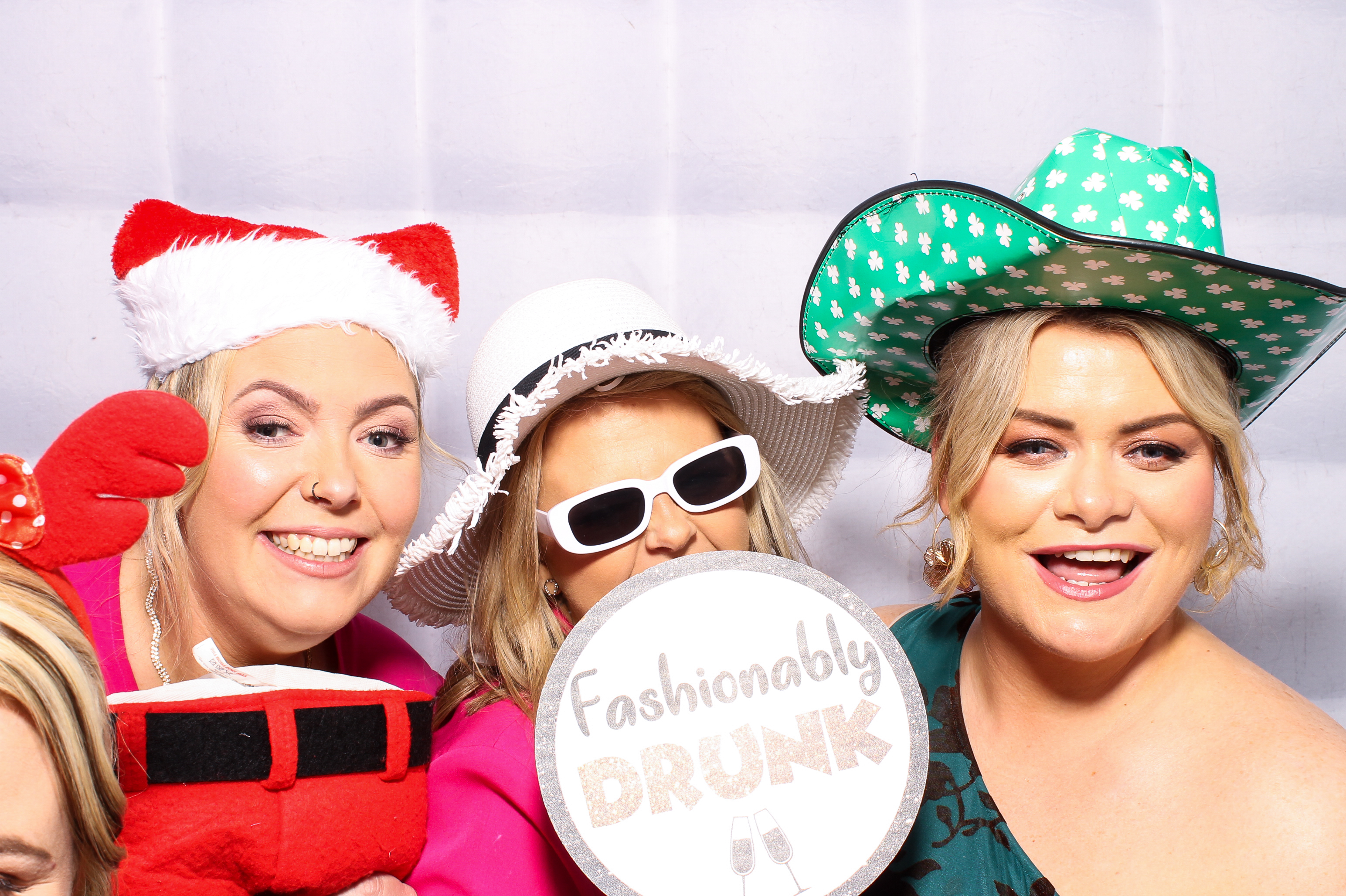 Lorna & Mark | View more photos from the event at gallery.snapmagic.ie/u/SnapMagic/Lorna-Mark