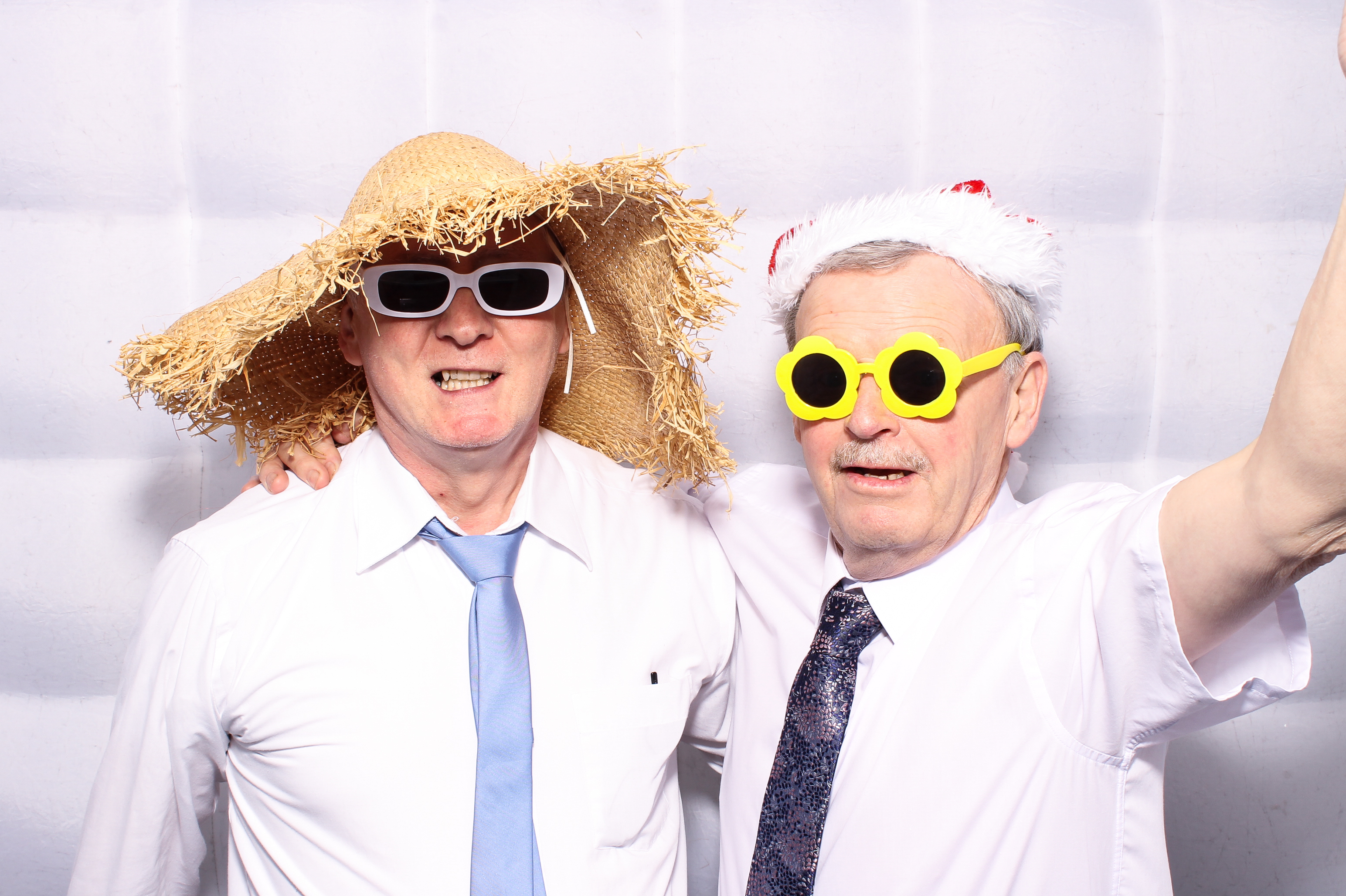 Lorna & Mark | View more photos from the event at gallery.snapmagic.ie/u/SnapMagic/Lorna-Mark