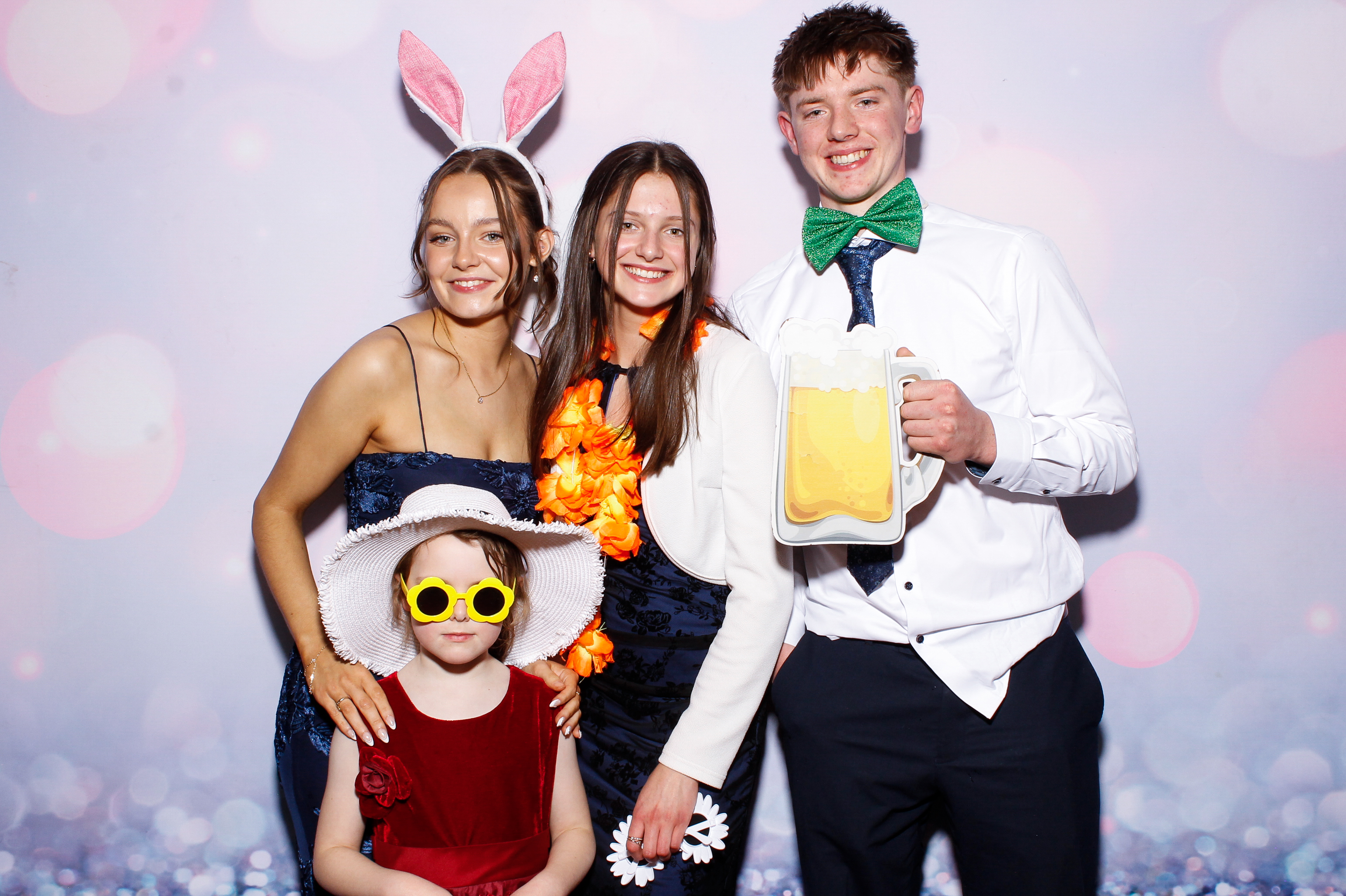 Louise & Gerard | View more photos from the event at gallery.snapmagic.ie/u/SnapMagic/Louise-Gerard