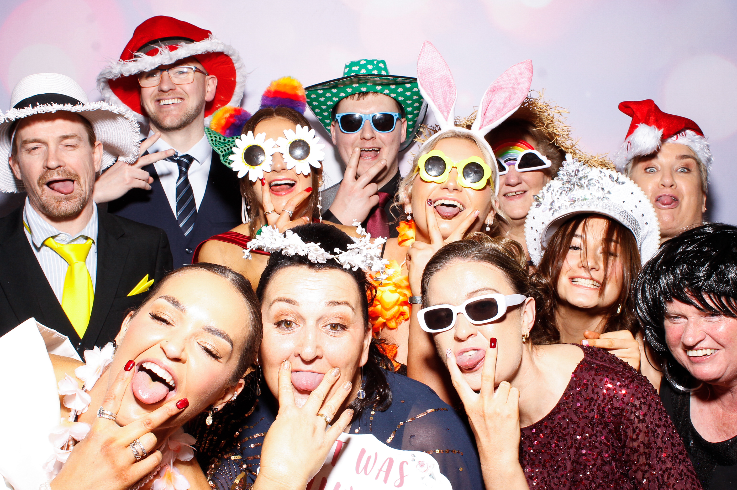 Louise & Gerard | View more photos from the event at gallery.snapmagic.ie/u/SnapMagic/Louise-Gerard