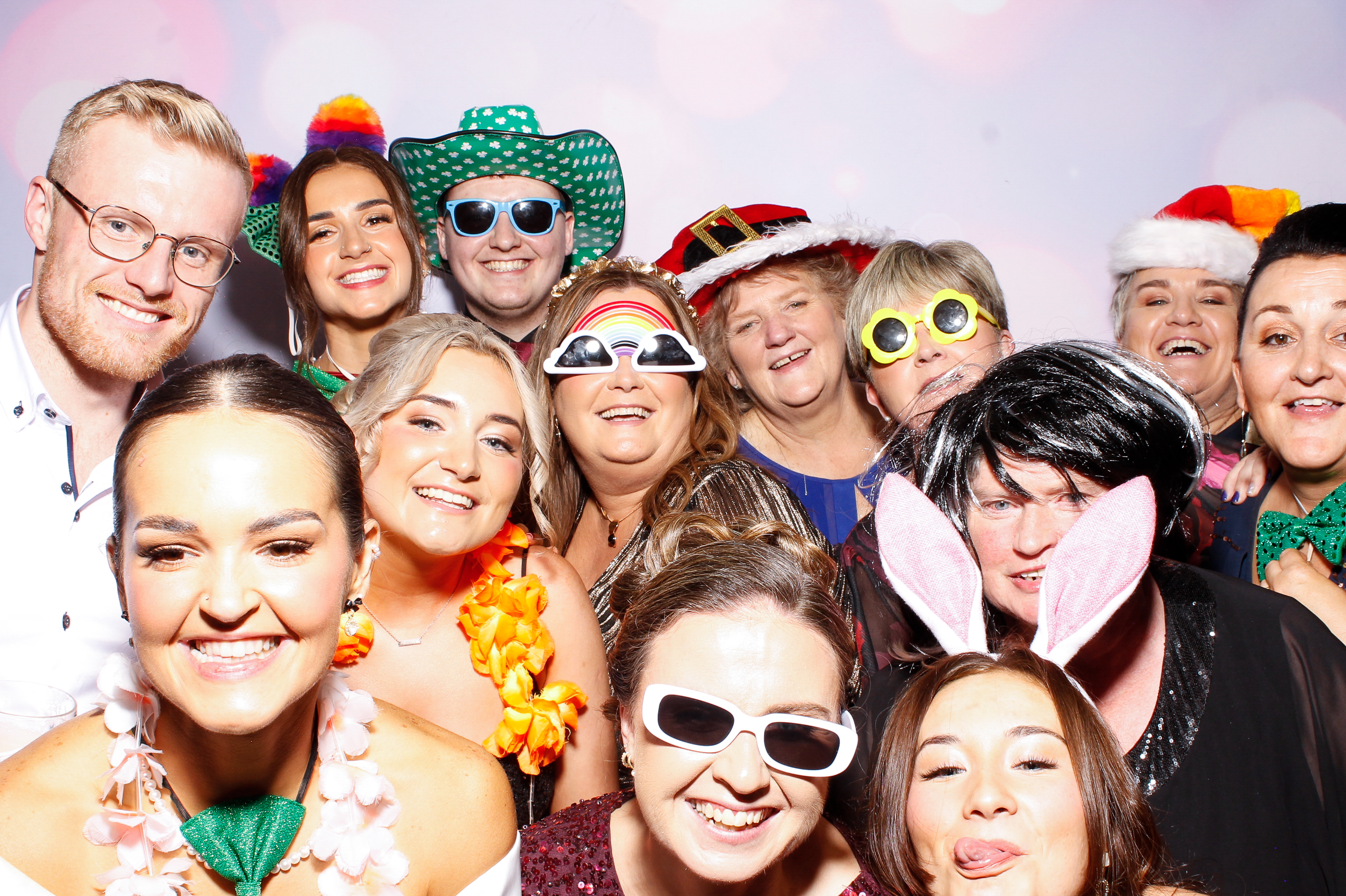 Louise & Gerard | View more photos from the event at gallery.snapmagic.ie/u/SnapMagic/Louise-Gerard