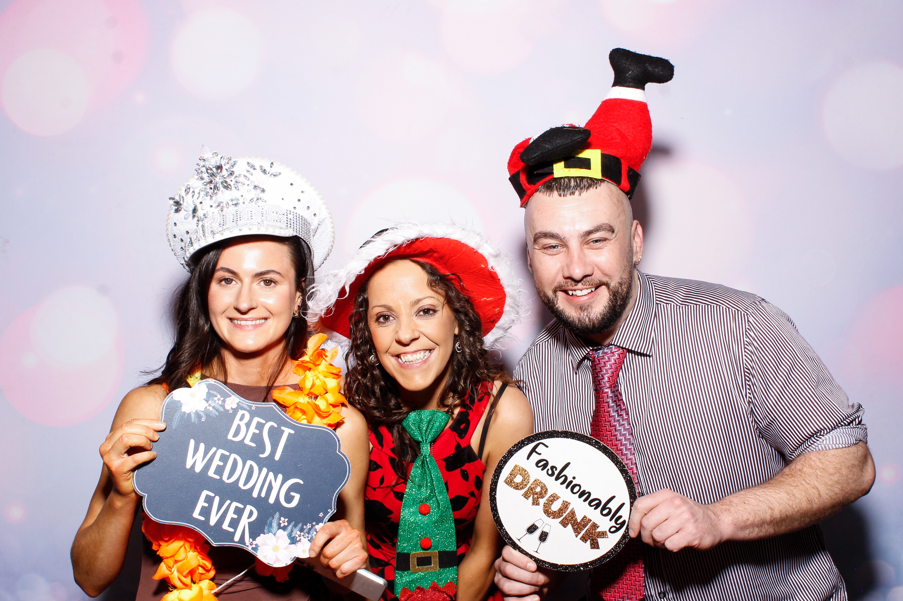 Louise & Gerard | View more photos from the event at gallery.snapmagic.ie/u/SnapMagic/Louise-Gerard