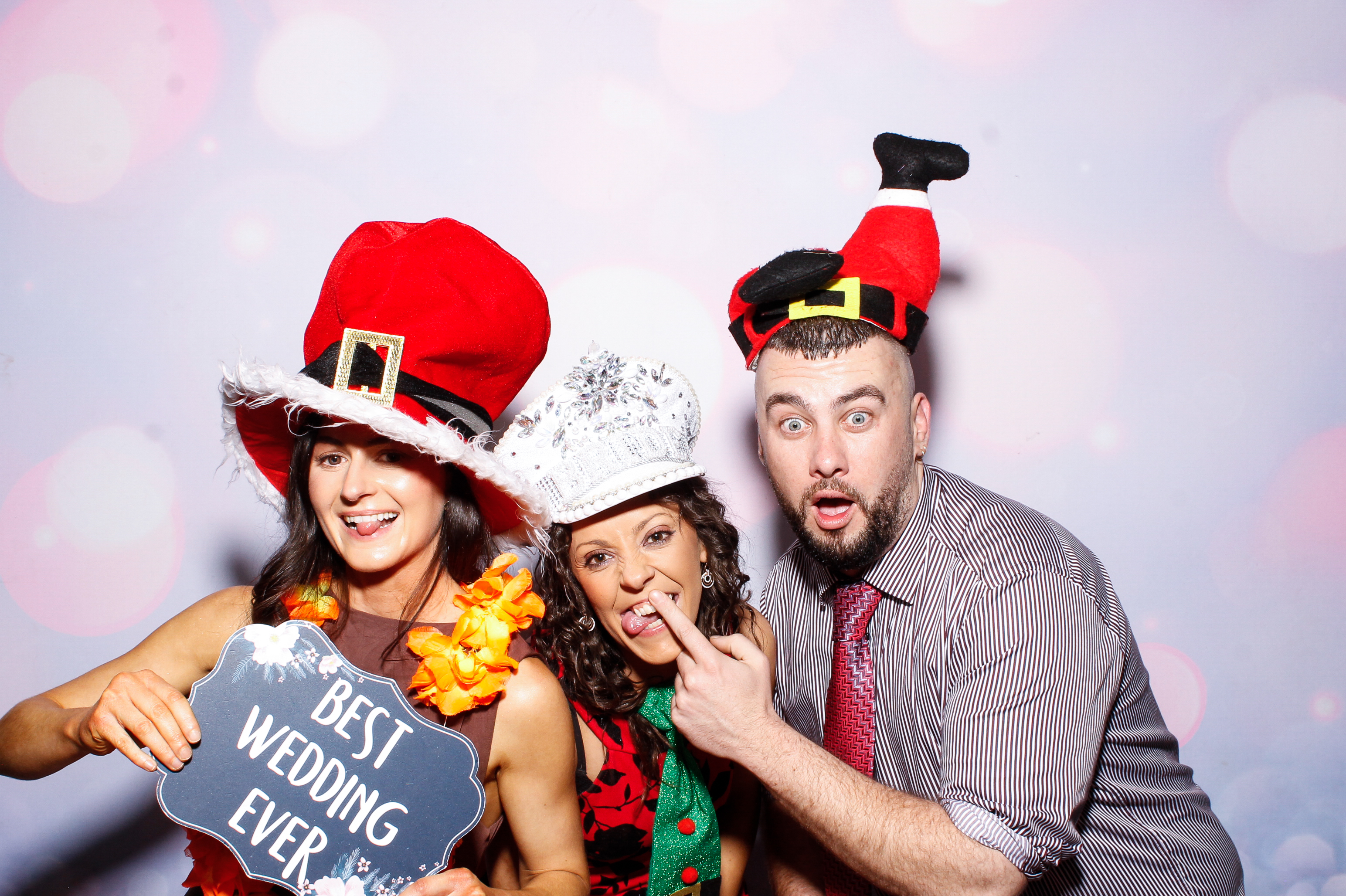 Louise & Gerard | View more photos from the event at gallery.snapmagic.ie/u/SnapMagic/Louise-Gerard