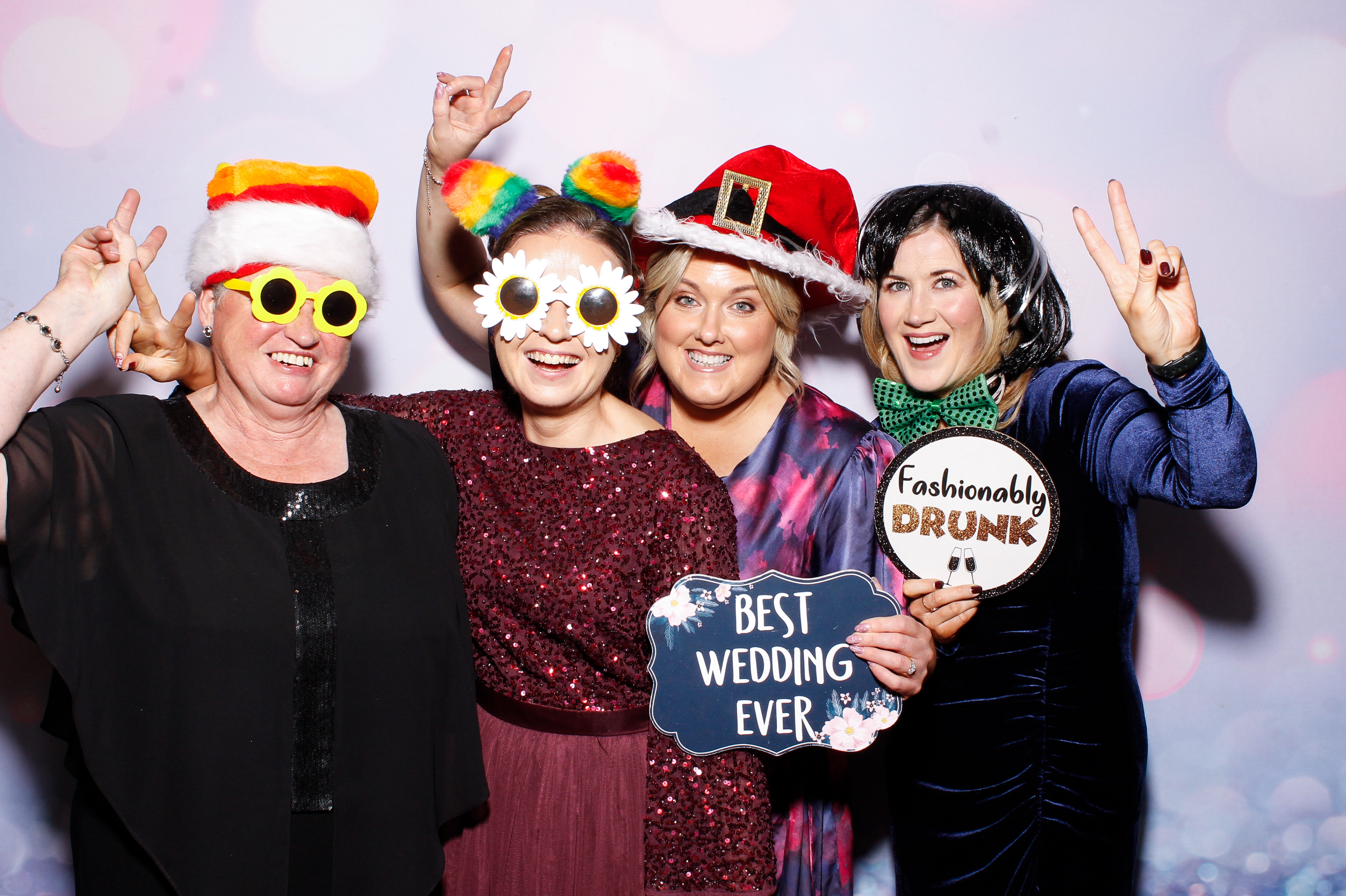 Louise & Gerard | View more photos from the event at gallery.snapmagic.ie/u/SnapMagic/Louise-Gerard