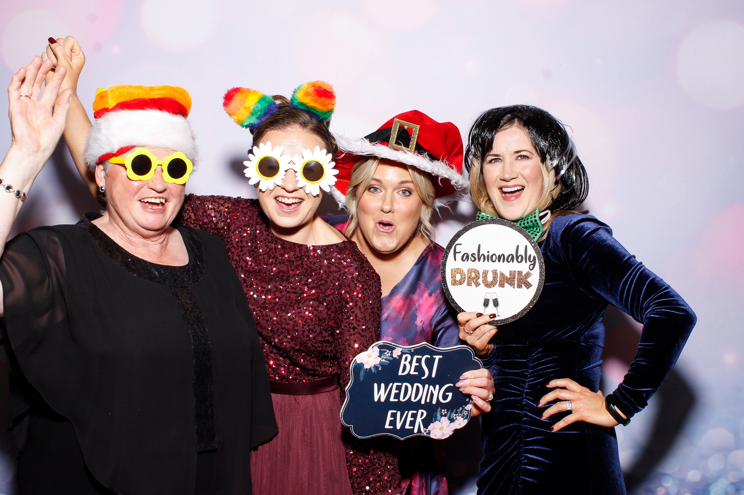 Louise & Gerard | View more photos from the event at gallery.snapmagic.ie/u/SnapMagic/Louise-Gerard