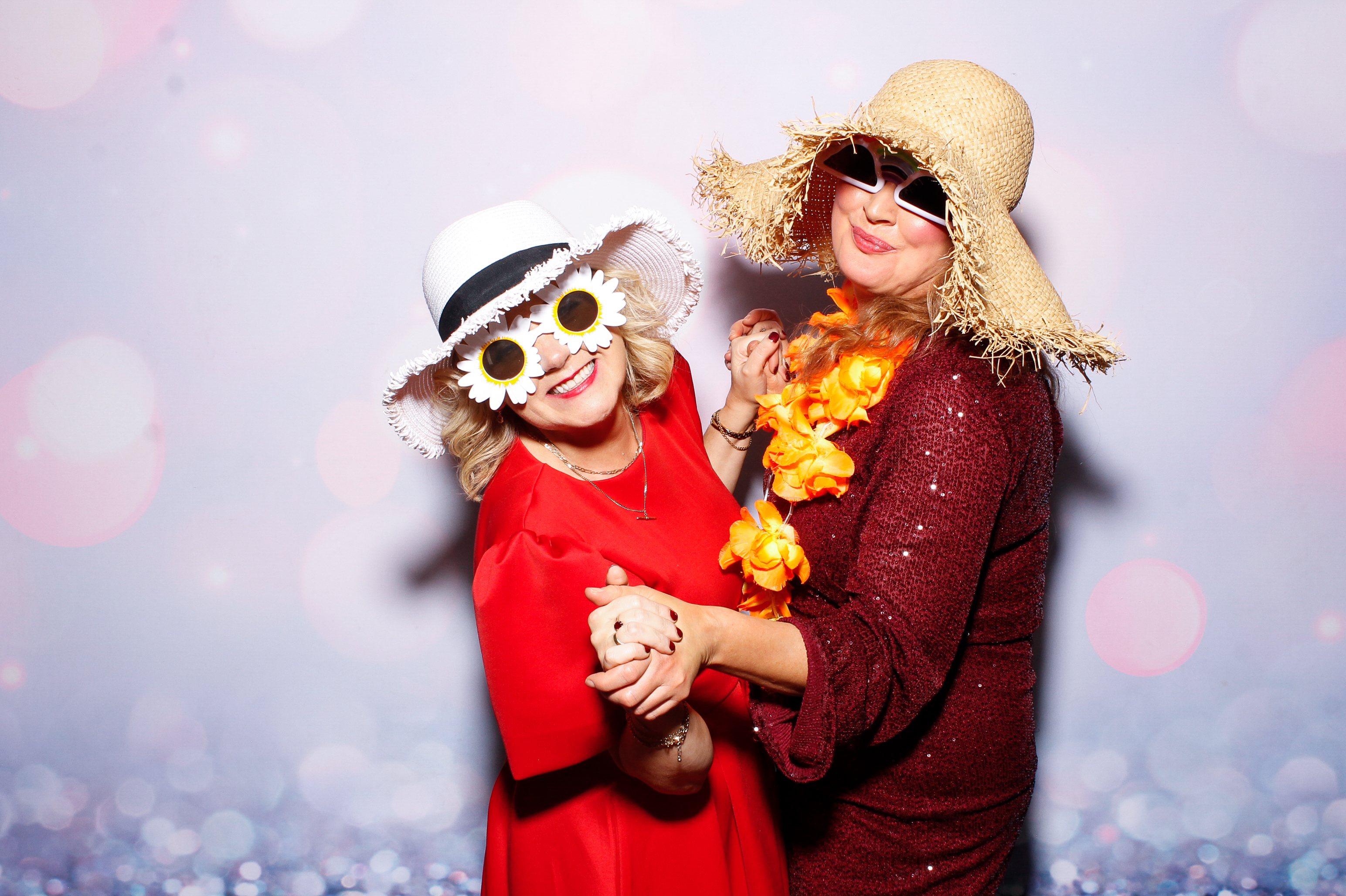 Louise & Gerard | View more photos from the event at gallery.snapmagic.ie/u/SnapMagic/Louise-Gerard