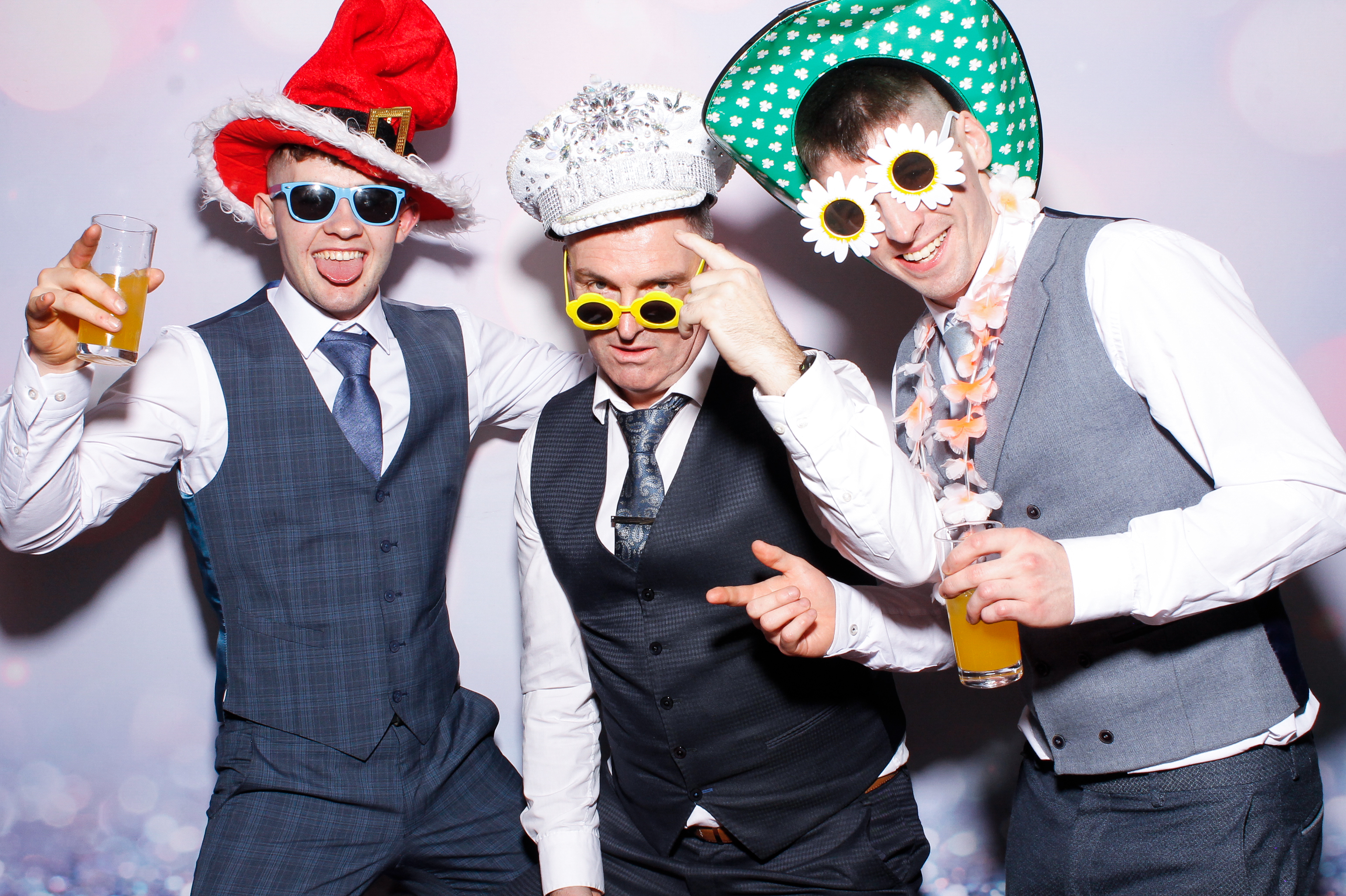 Louise & Gerard | View more photos from the event at gallery.snapmagic.ie/u/SnapMagic/Louise-Gerard