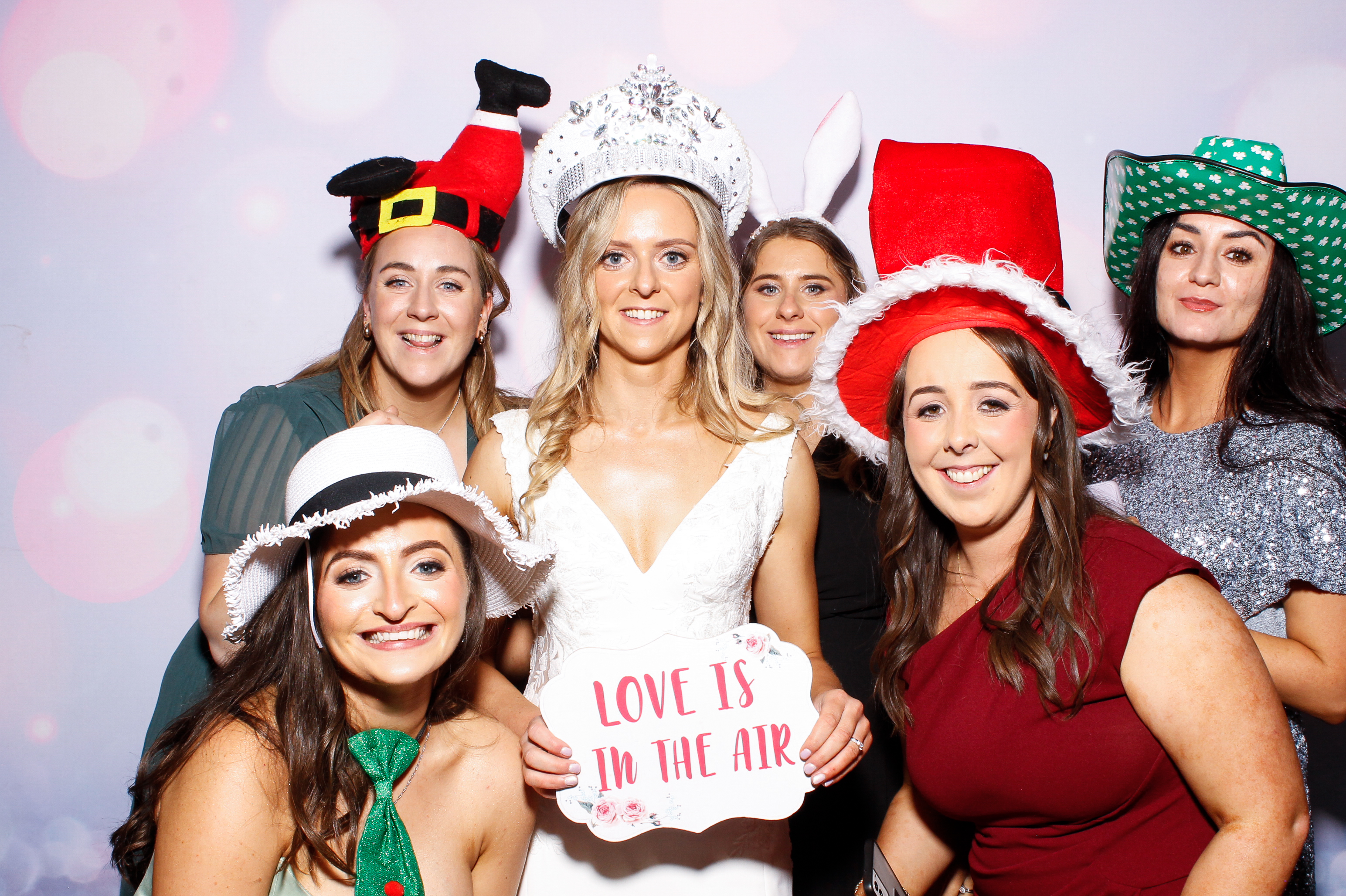 Louise & Gerard | View more photos from the event at gallery.snapmagic.ie/u/SnapMagic/Louise-Gerard