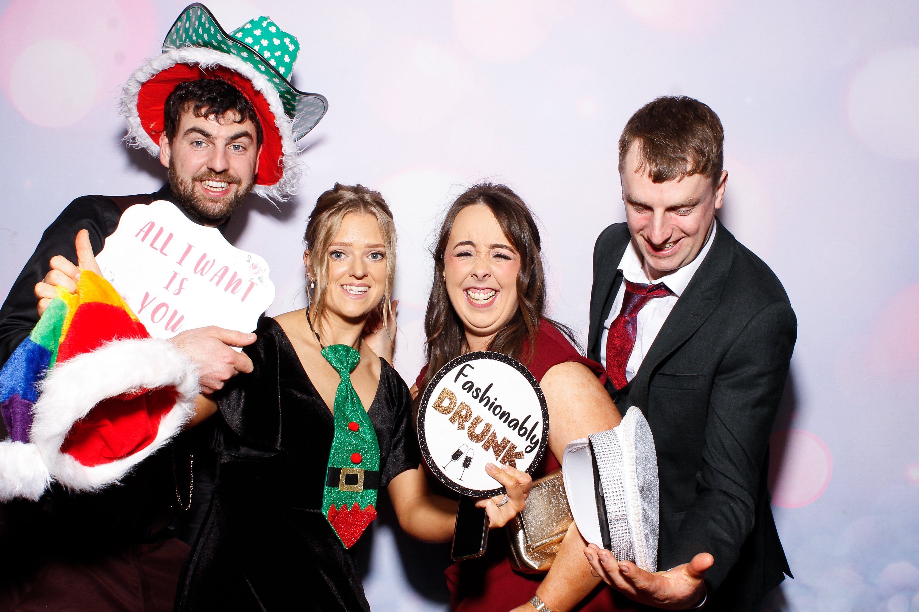 Louise & Gerard | View more photos from the event at gallery.snapmagic.ie/u/SnapMagic/Louise-Gerard