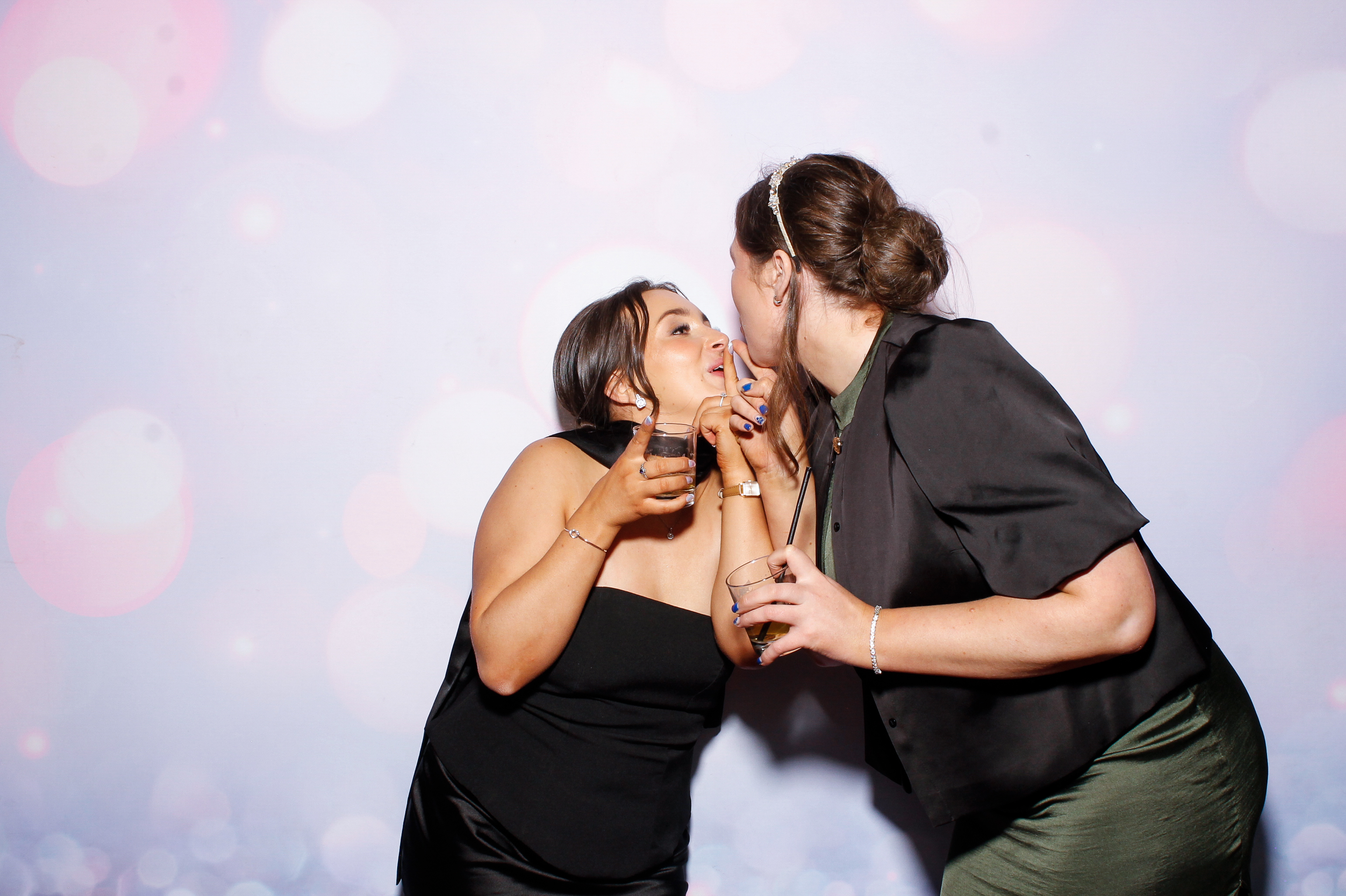 Louise & Gerard | View more photos from the event at gallery.snapmagic.ie/u/SnapMagic/Louise-Gerard