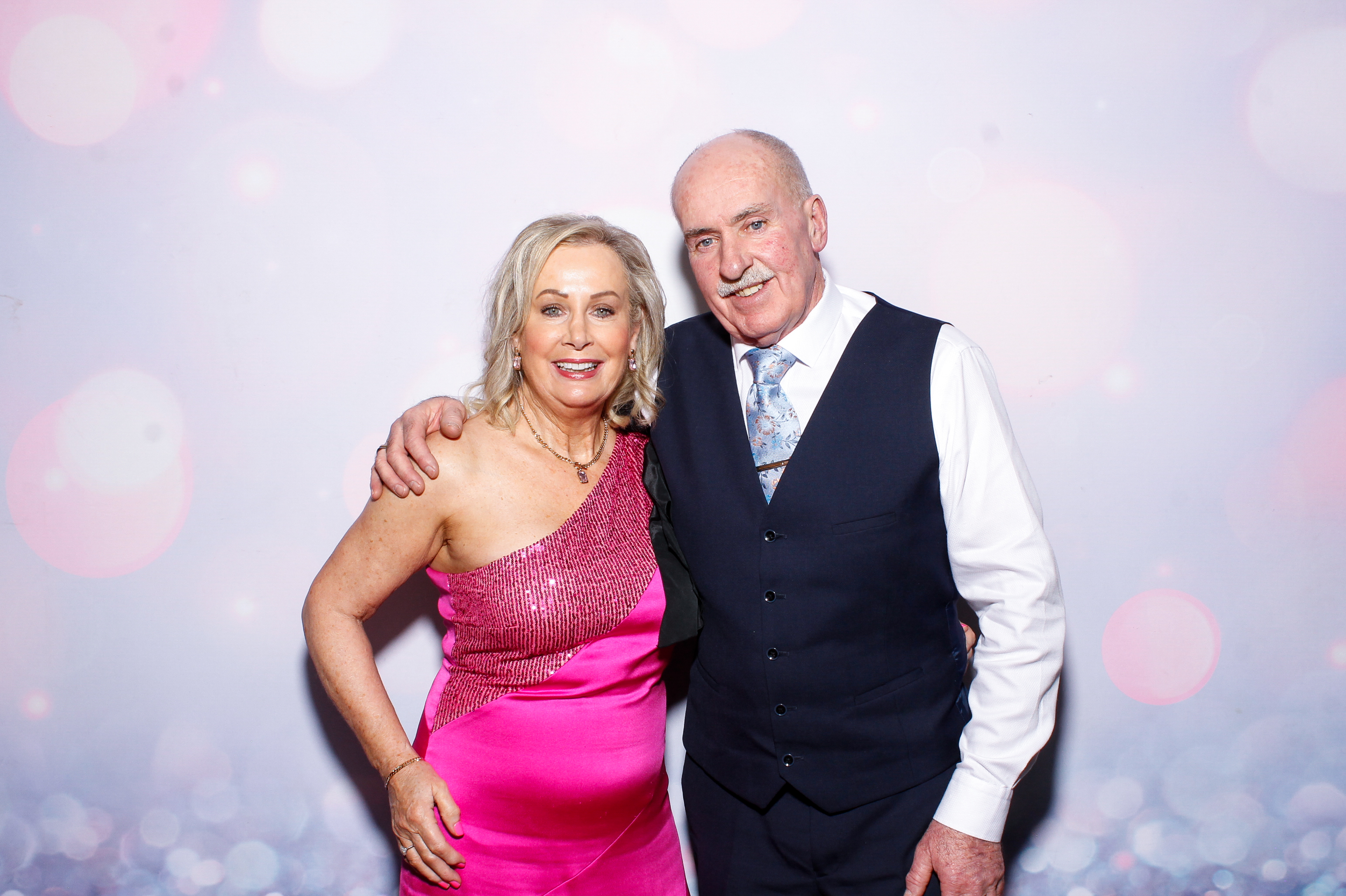 Louise & Gerard | View more photos from the event at gallery.snapmagic.ie/u/SnapMagic/Louise-Gerard