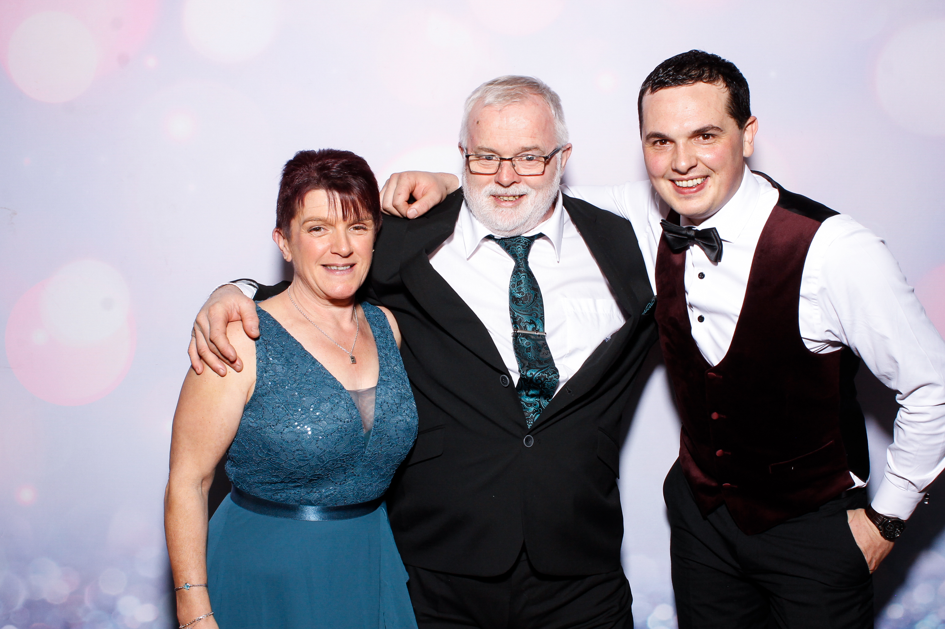 Louise & Gerard | View more photos from the event at gallery.snapmagic.ie/u/SnapMagic/Louise-Gerard