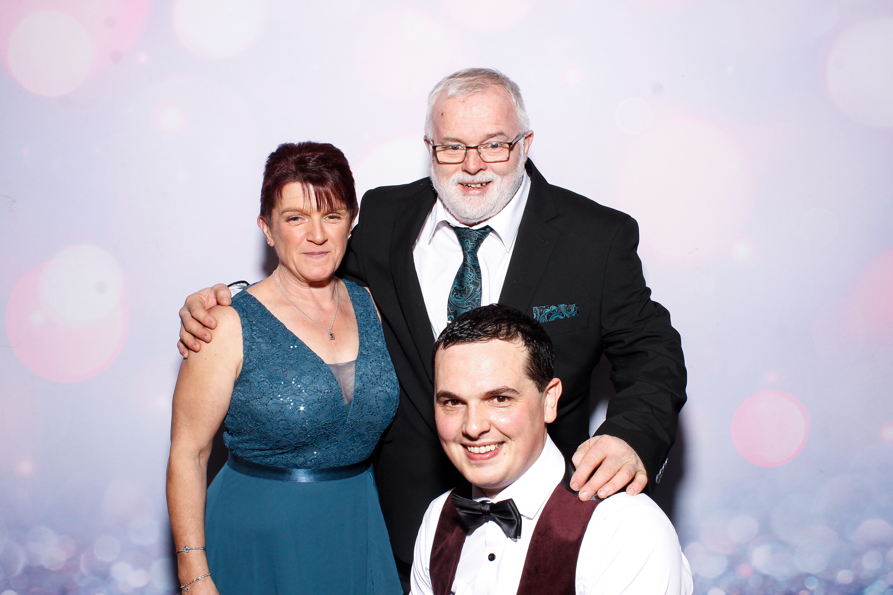 Louise & Gerard | View more photos from the event at gallery.snapmagic.ie/u/SnapMagic/Louise-Gerard