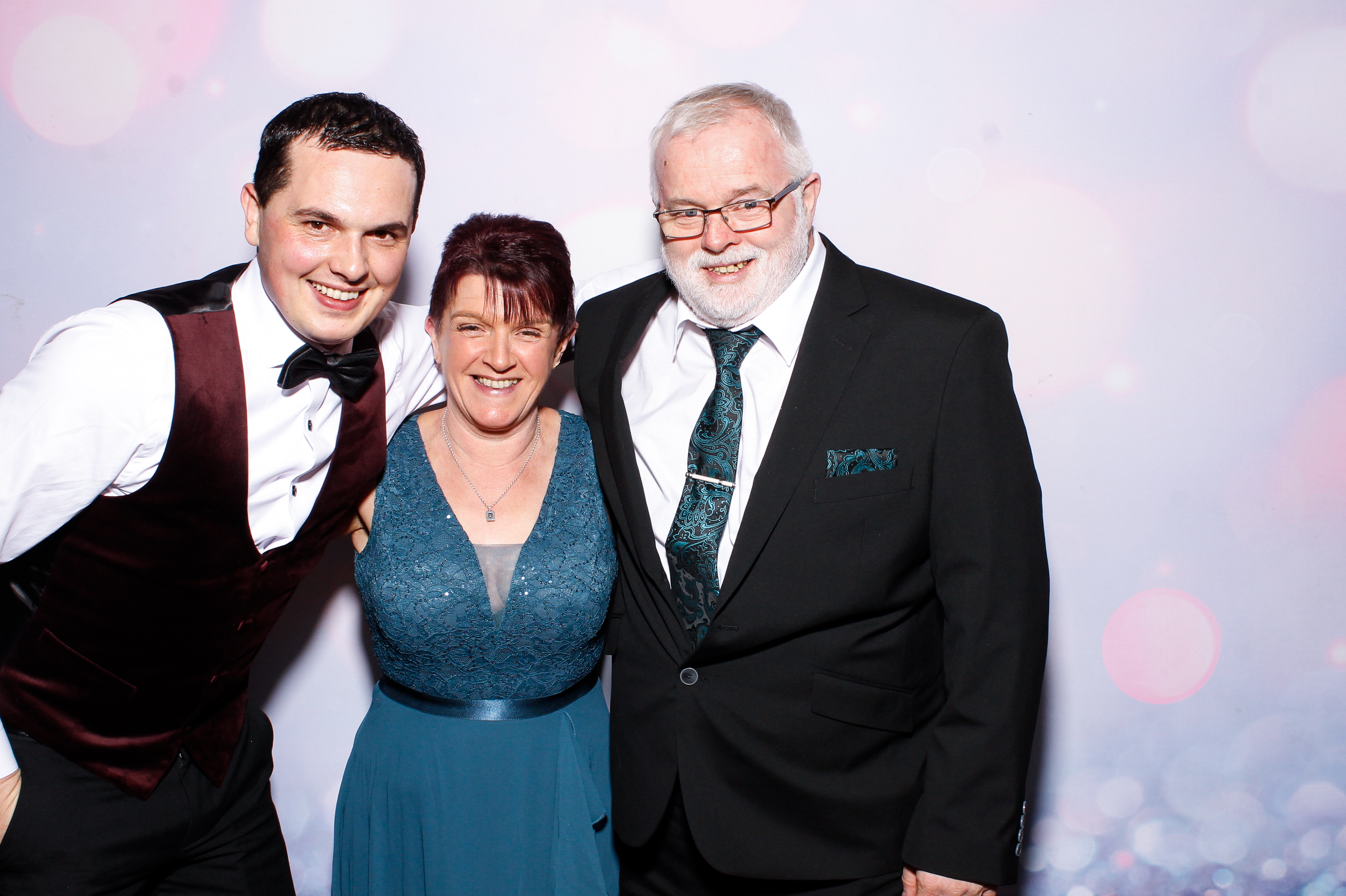 Louise & Gerard | View more photos from the event at gallery.snapmagic.ie/u/SnapMagic/Louise-Gerard