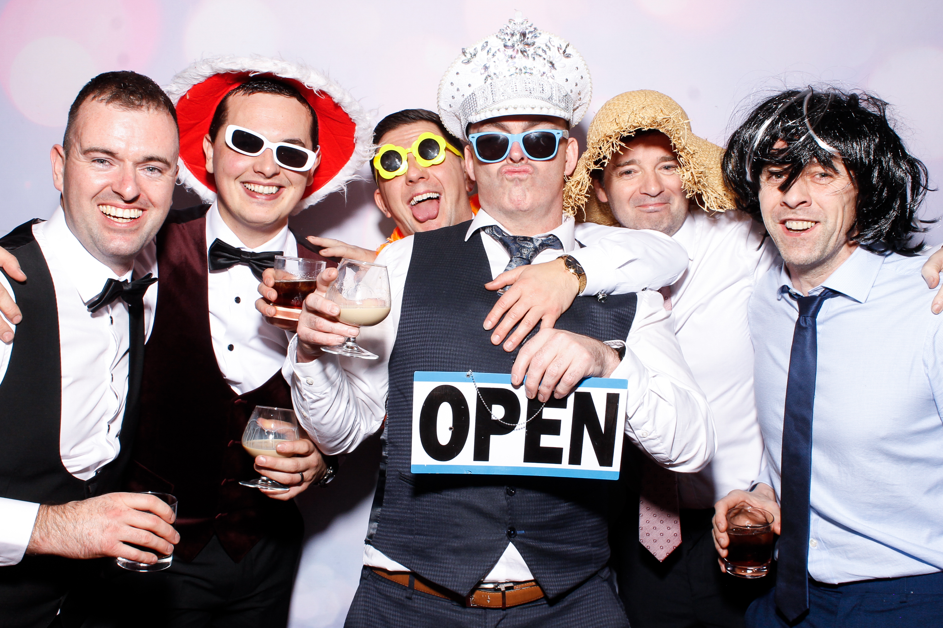 Louise & Gerard | View more photos from the event at gallery.snapmagic.ie/u/SnapMagic/Louise-Gerard