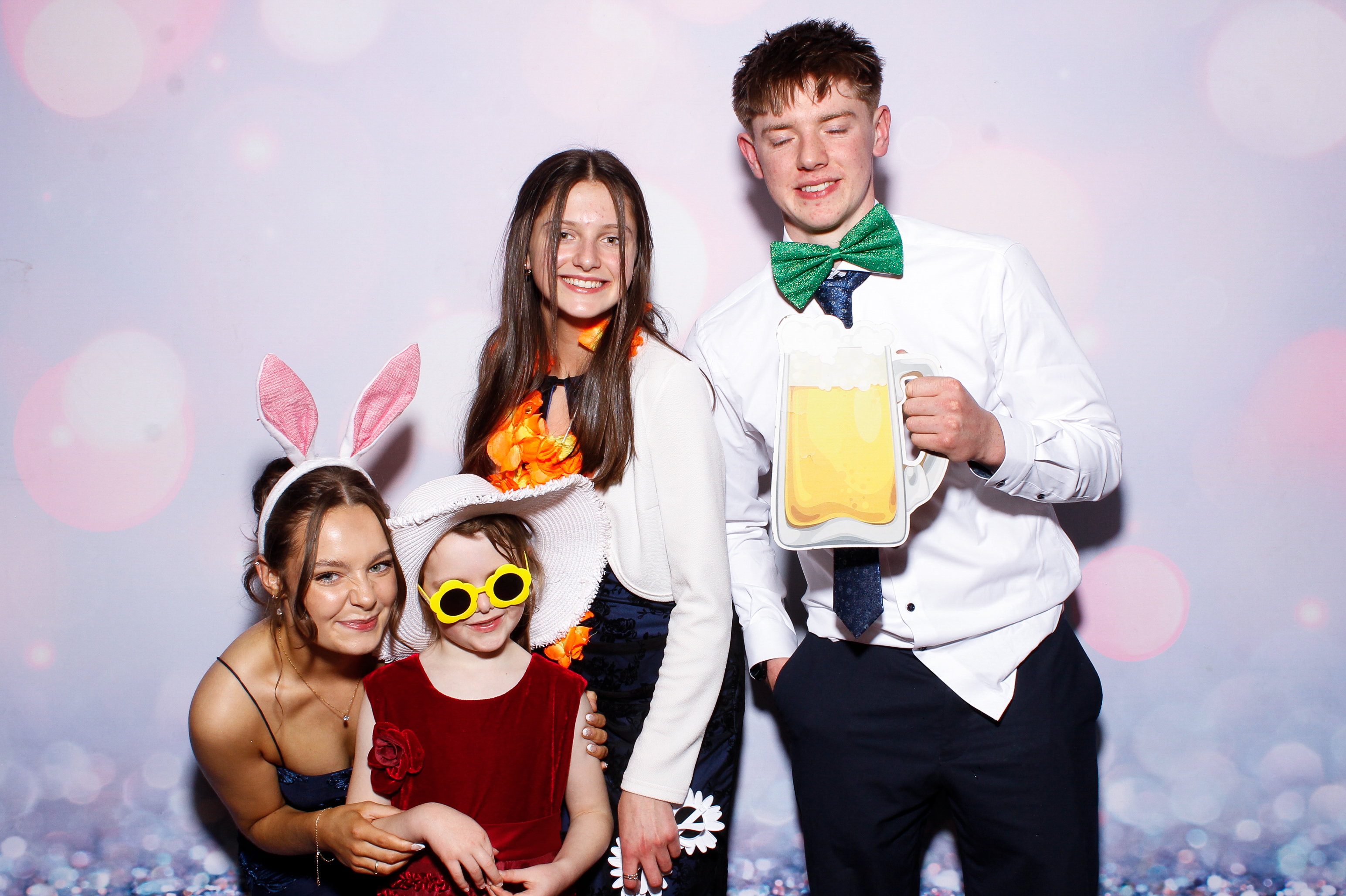 Louise & Gerard | View more photos from the event at gallery.snapmagic.ie/u/SnapMagic/Louise-Gerard