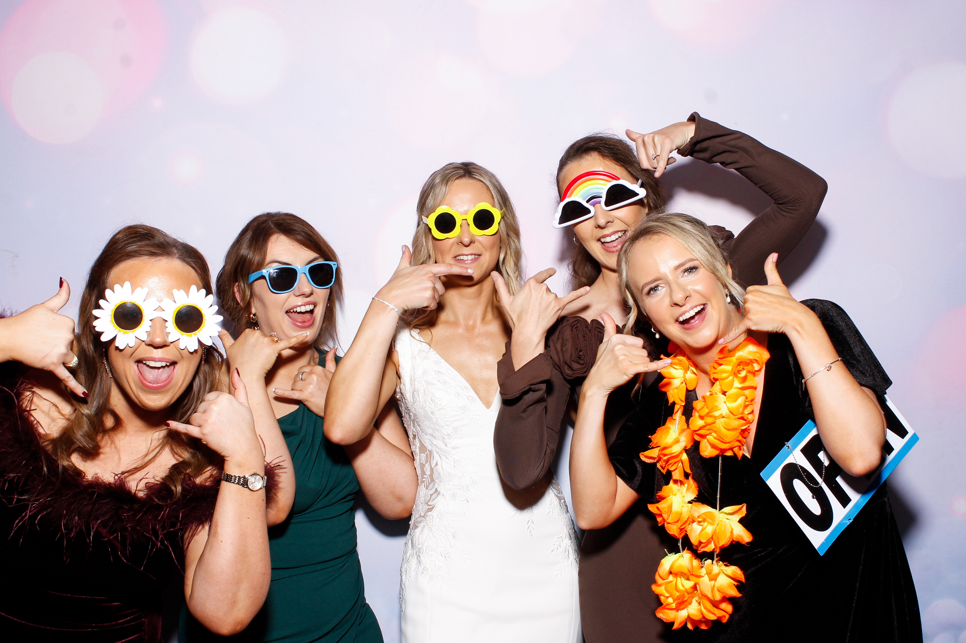 Louise & Gerard | View more photos from the event at gallery.snapmagic.ie/u/SnapMagic/Louise-Gerard