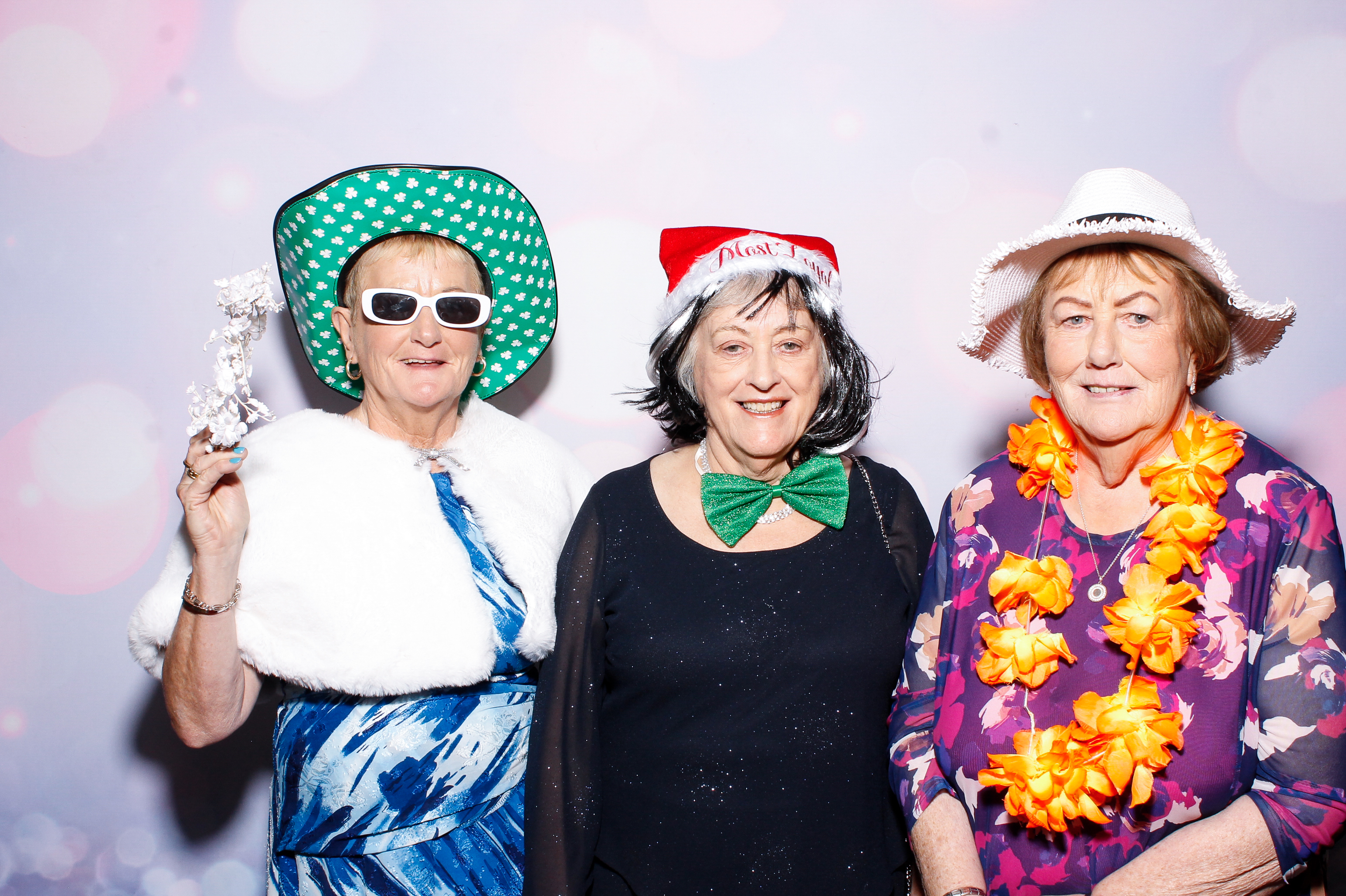 Louise & Gerard | View more photos from the event at gallery.snapmagic.ie/u/SnapMagic/Louise-Gerard