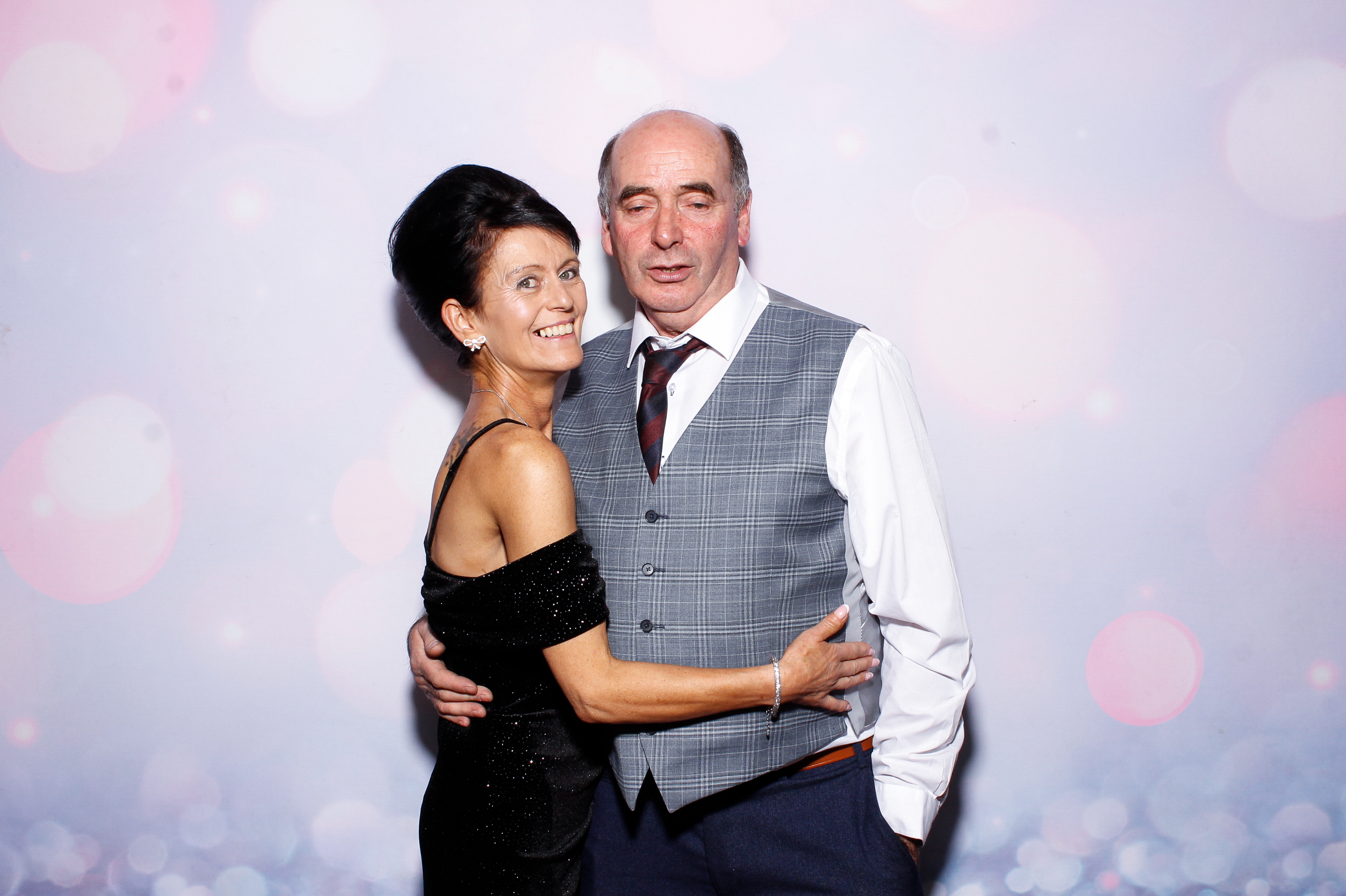 Louise & Gerard | View more photos from the event at gallery.snapmagic.ie/u/SnapMagic/Louise-Gerard