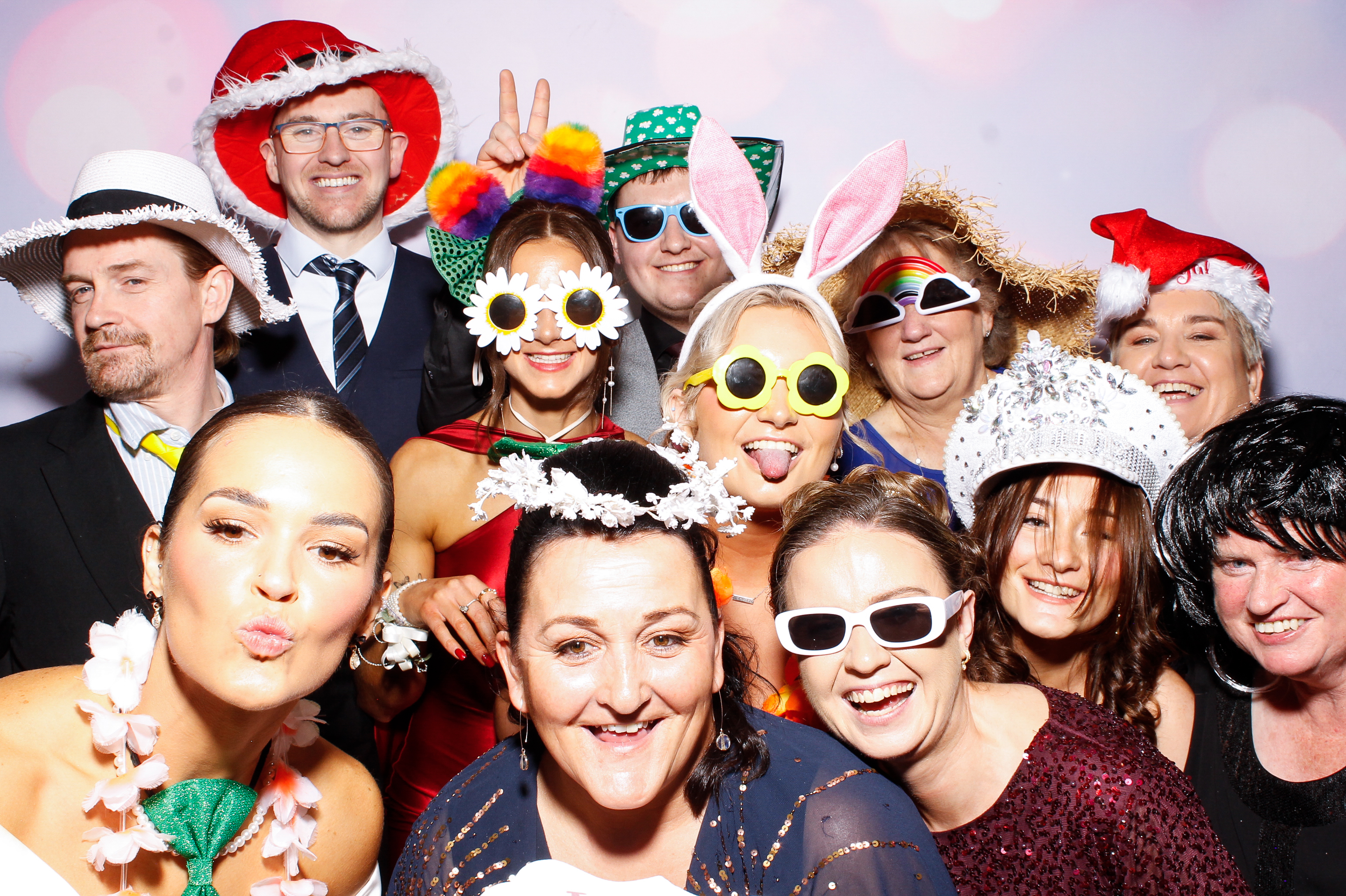 Louise & Gerard | View more photos from the event at gallery.snapmagic.ie/u/SnapMagic/Louise-Gerard