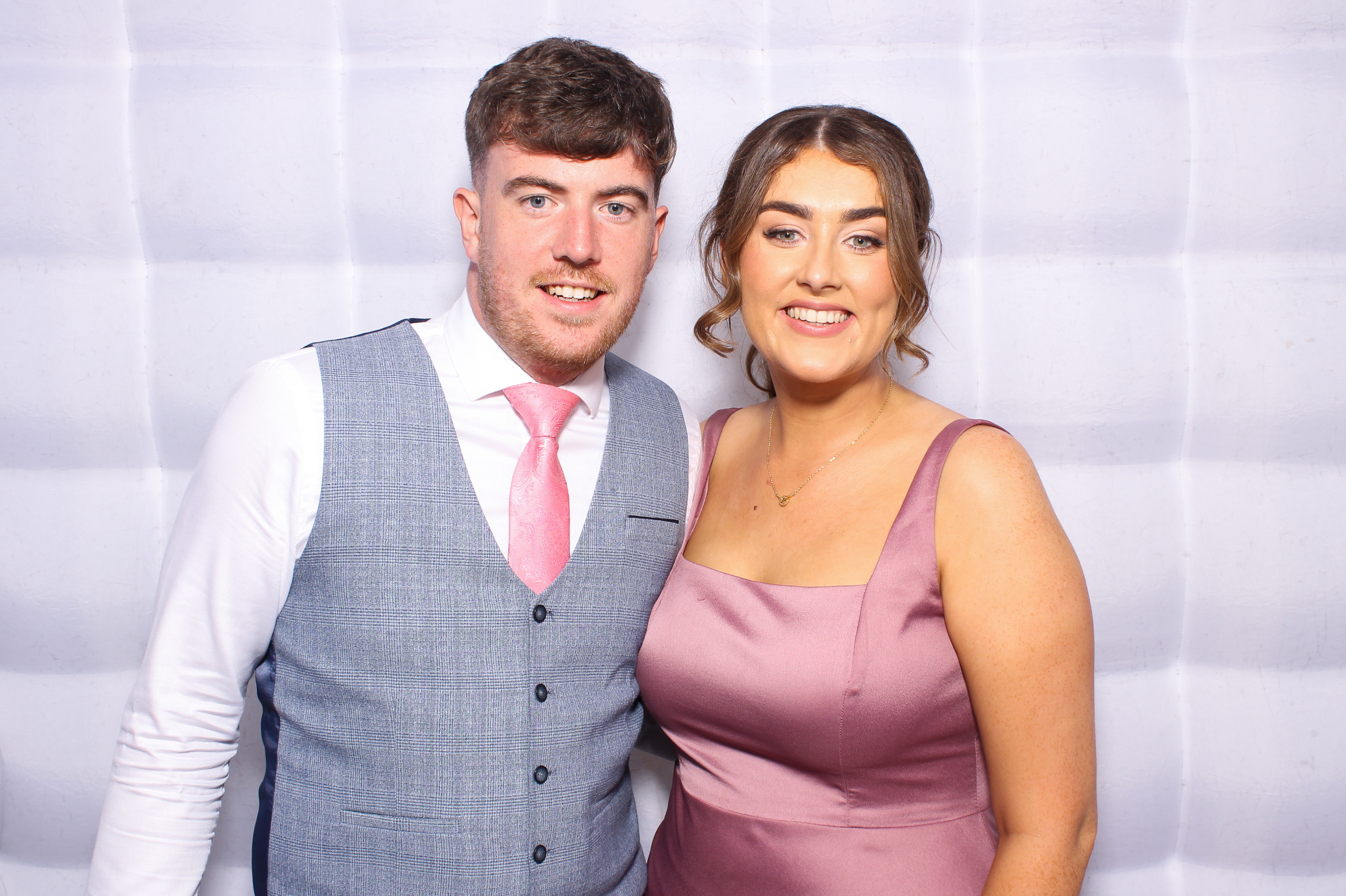 Louise & Shaun | View more photos from the event at gallery.snapmagic.ie/u/SnapMagic/Louise-Shaun