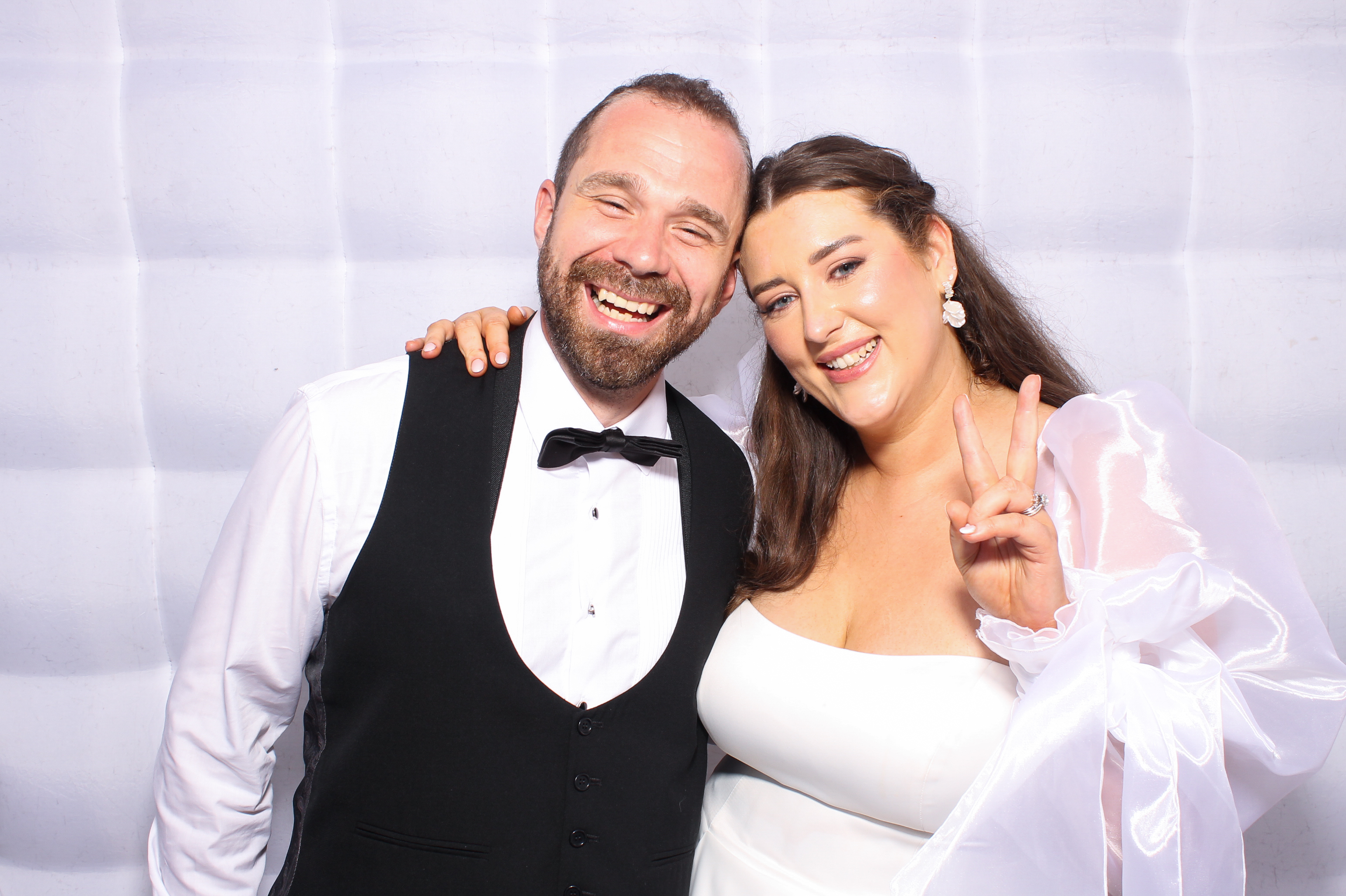 Louise & Shaun | View more photos from the event at gallery.snapmagic.ie/u/SnapMagic/Louise-Shaun