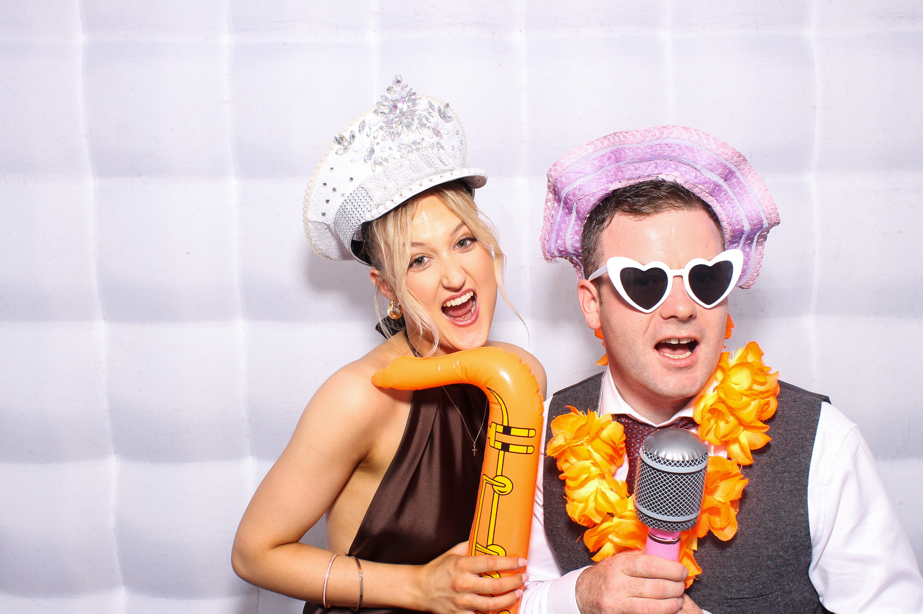 Louise & Shaun | View more photos from the event at gallery.snapmagic.ie/u/SnapMagic/Louise-Shaun