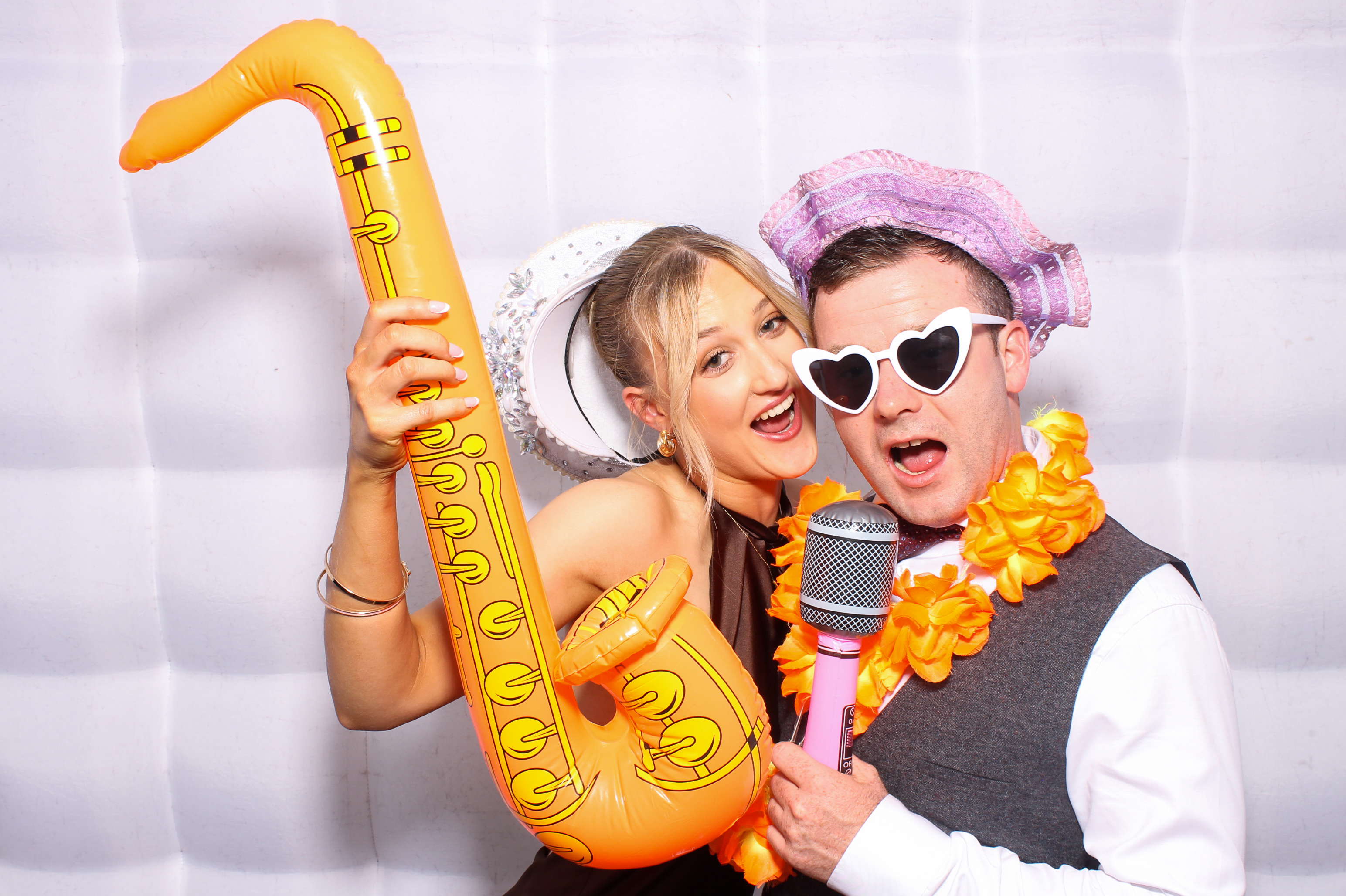 Louise & Shaun | View more photos from the event at gallery.snapmagic.ie/u/SnapMagic/Louise-Shaun