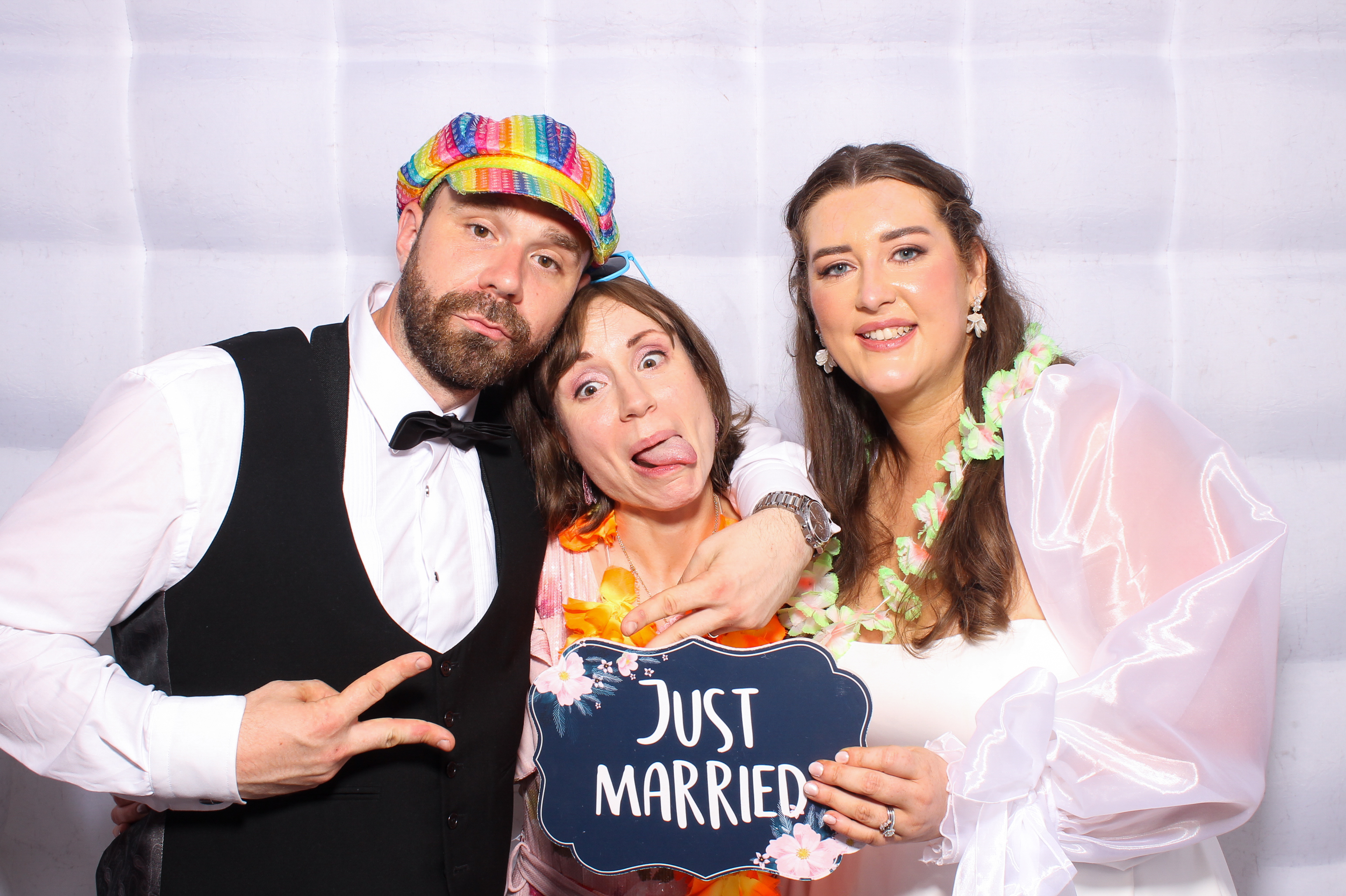 Louise & Shaun | View more photos from the event at gallery.snapmagic.ie/u/SnapMagic/Louise-Shaun