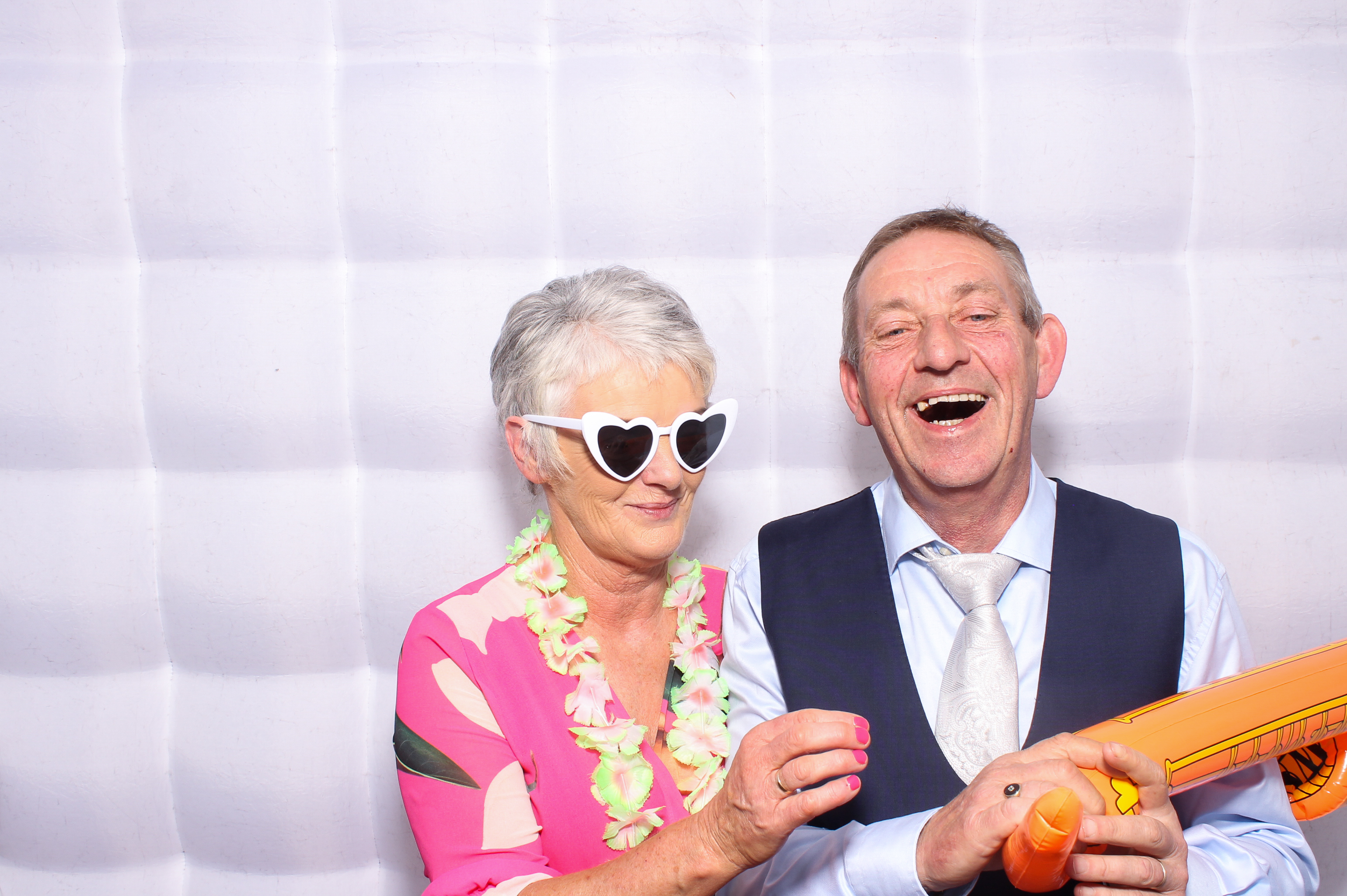 Louise & Shaun | View more photos from the event at gallery.snapmagic.ie/u/SnapMagic/Louise-Shaun