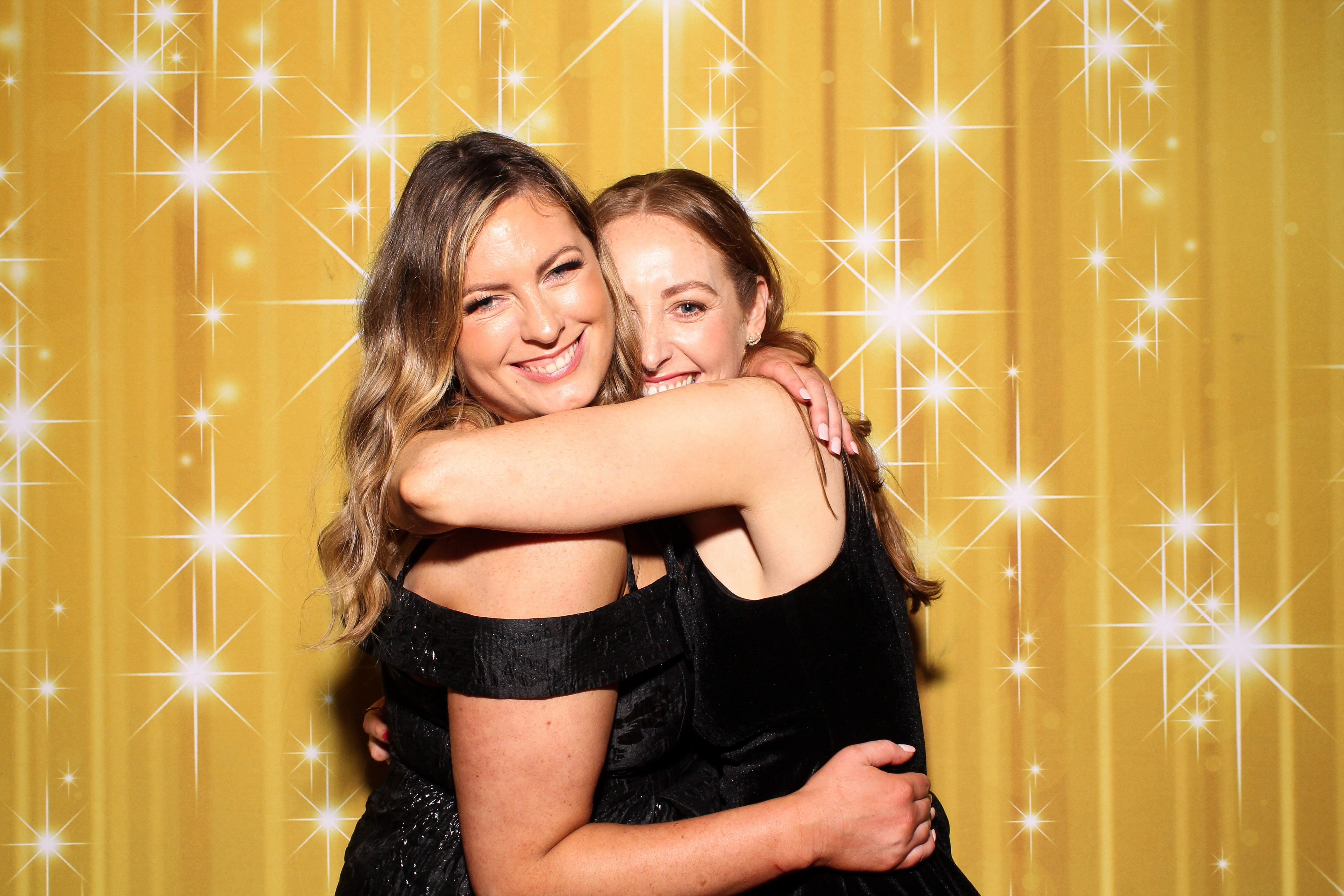 MAWDY Las Vegas Christmas Party 2025 | View more photos from the event at gallery.snapmagic.ie/u/SnapMagic/MAWDY-Las-Vegas-Christmas-Party-2025