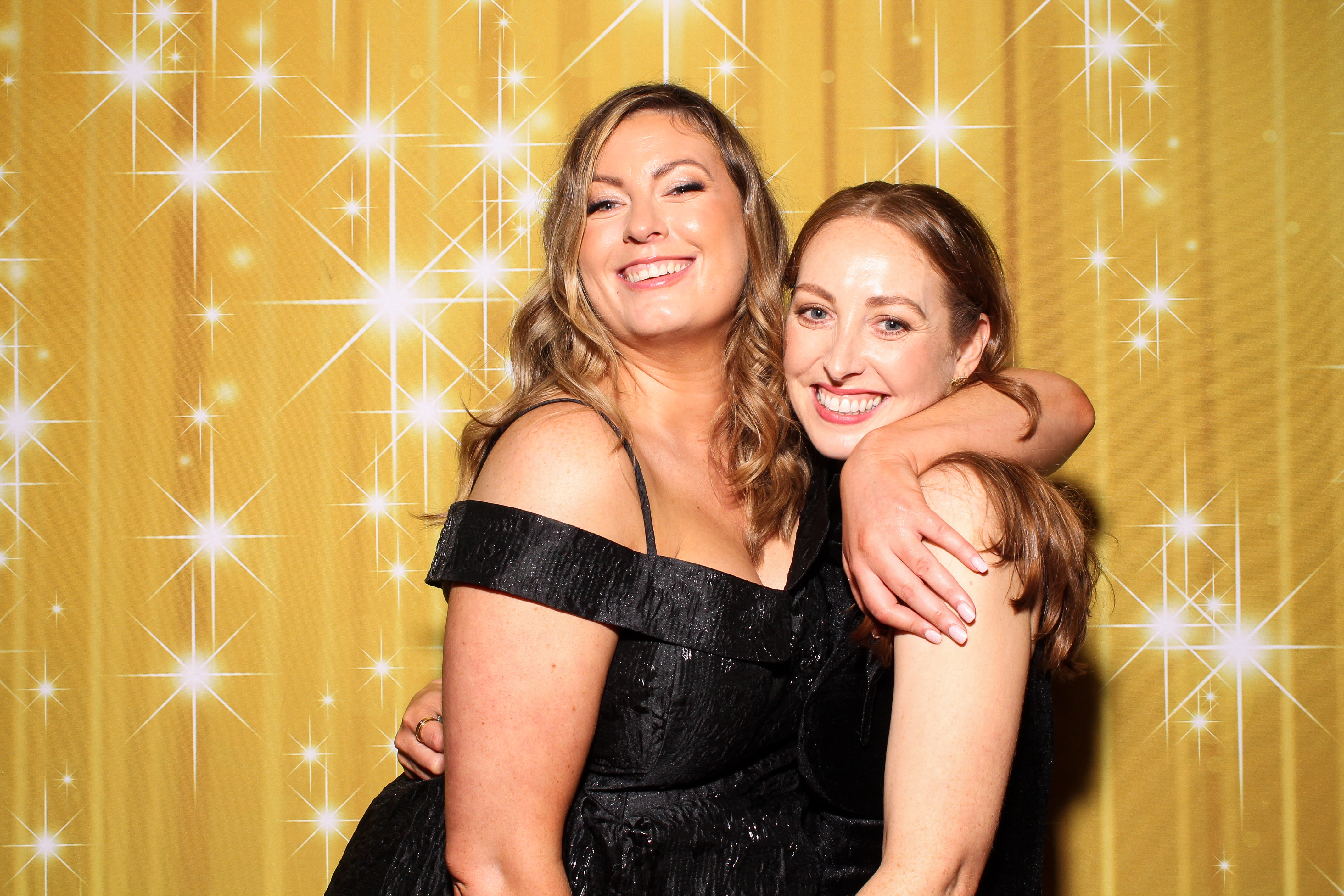 MAWDY Las Vegas Christmas Party 2025 | View more photos from the event at gallery.snapmagic.ie/u/SnapMagic/MAWDY-Las-Vegas-Christmas-Party-2025