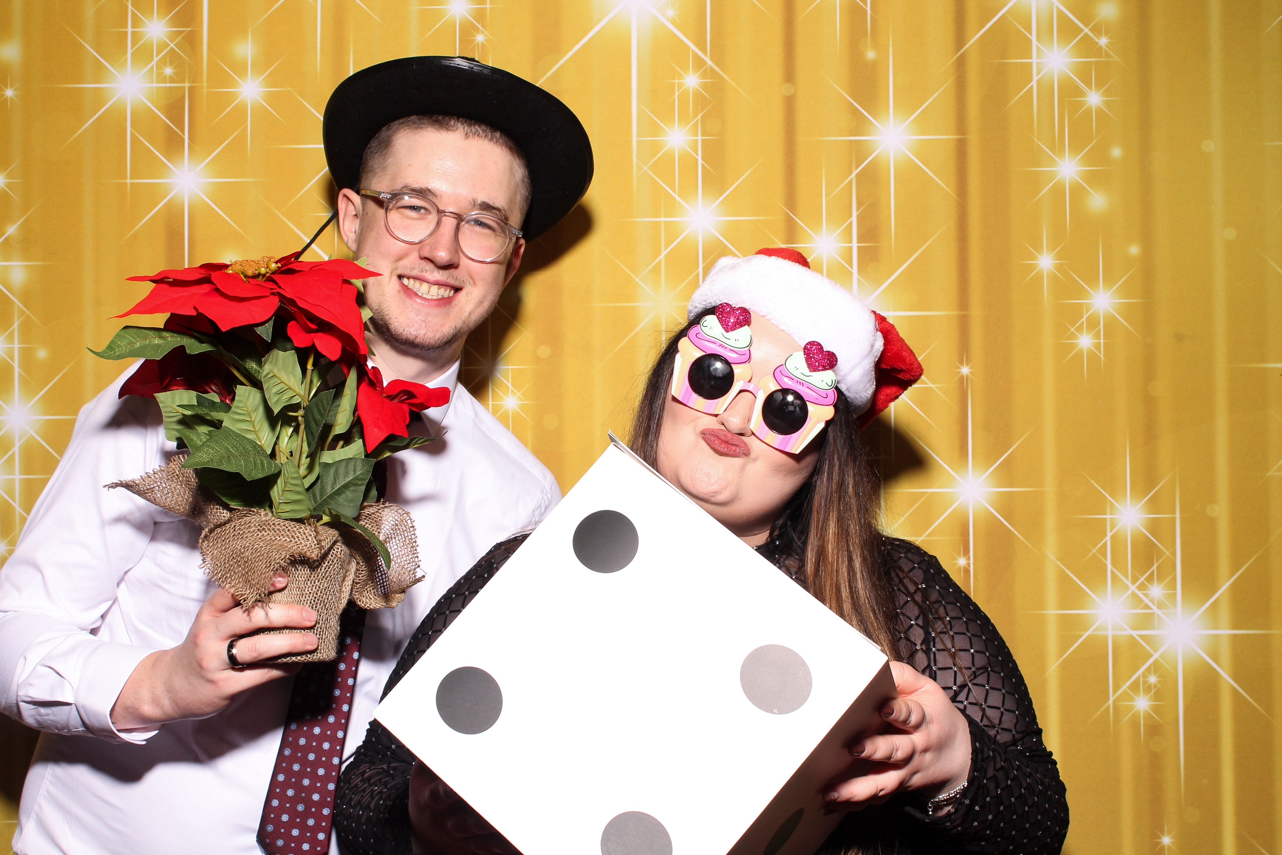 MAWDY Las Vegas Christmas Party 2025 | View more photos from the event at gallery.snapmagic.ie/u/SnapMagic/MAWDY-Las-Vegas-Christmas-Party-2025