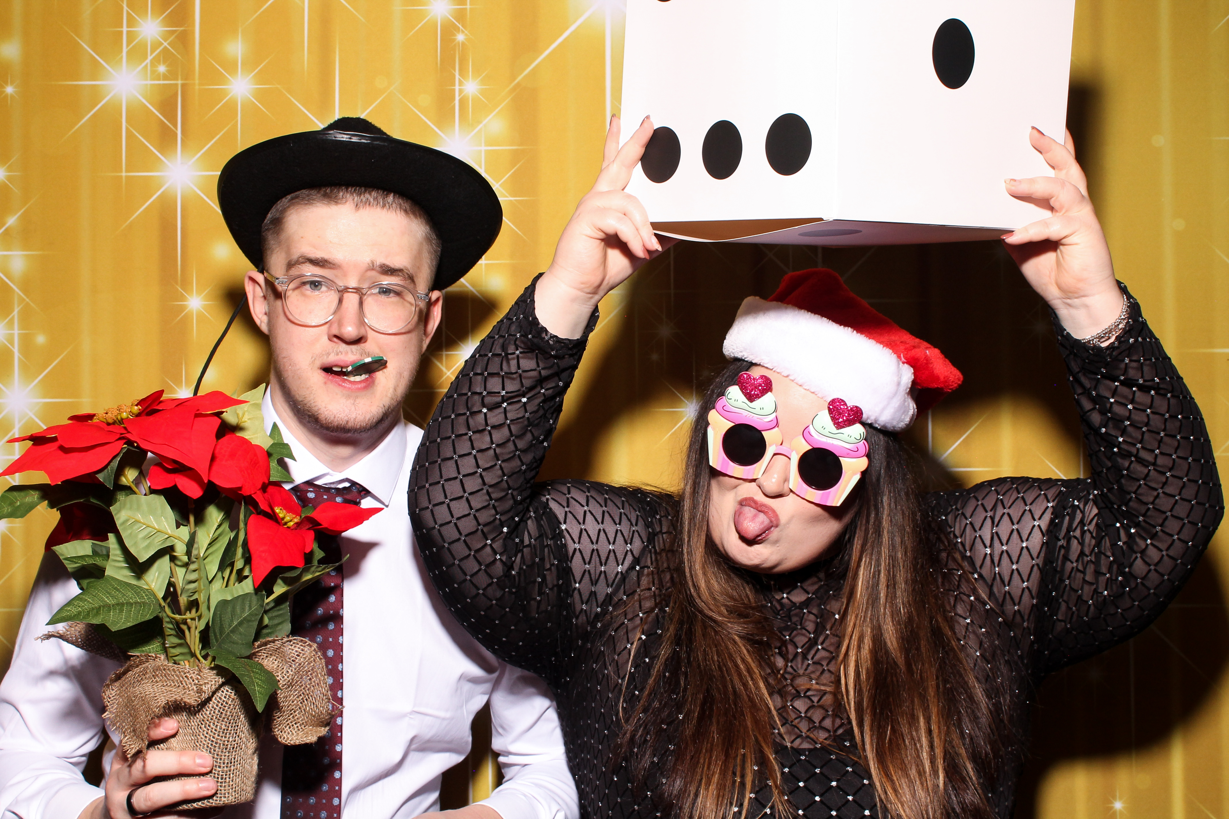 MAWDY Las Vegas Christmas Party 2025 | View more photos from the event at gallery.snapmagic.ie/u/SnapMagic/MAWDY-Las-Vegas-Christmas-Party-2025