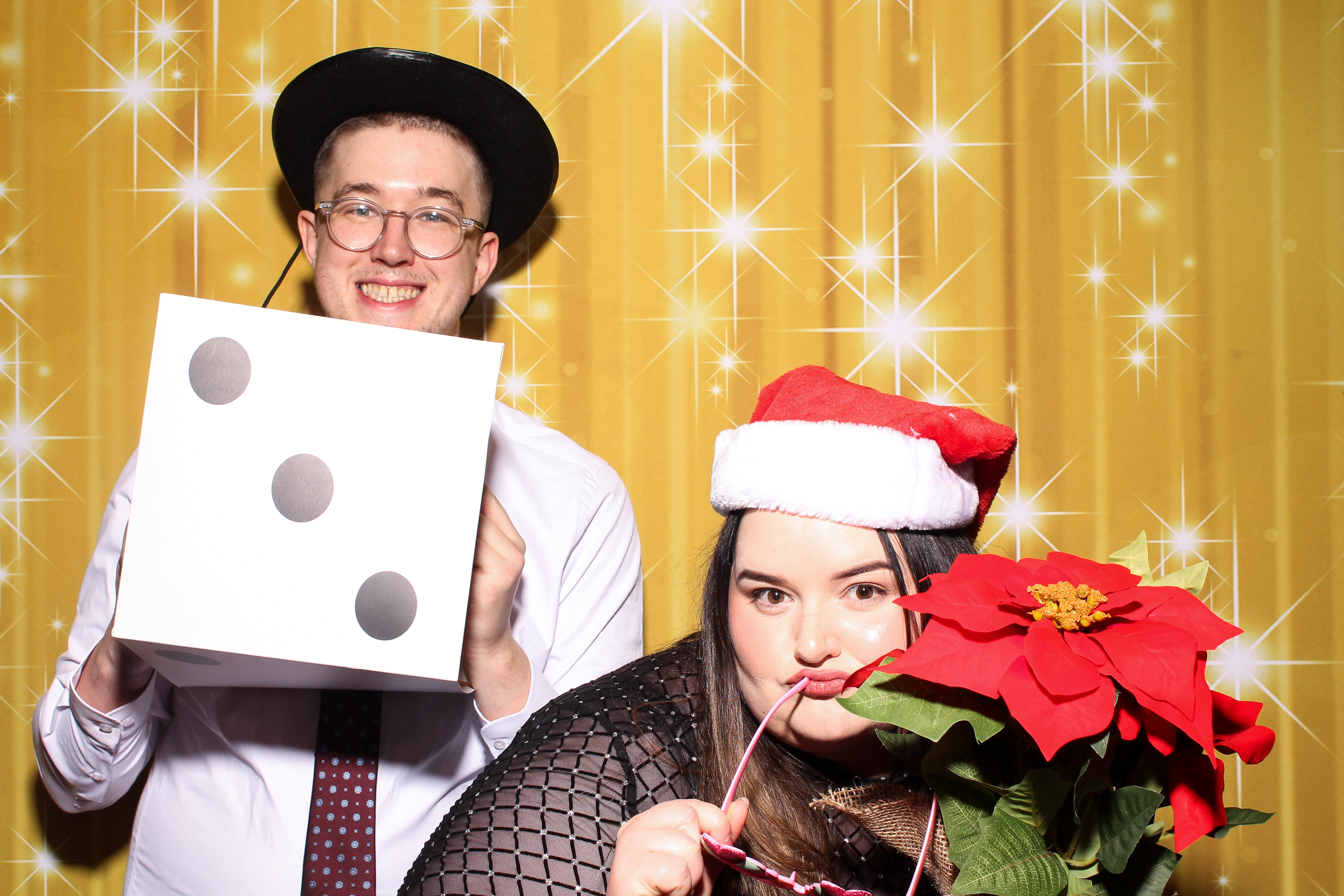 MAWDY Las Vegas Christmas Party 2025 | View more photos from the event at gallery.snapmagic.ie/u/SnapMagic/MAWDY-Las-Vegas-Christmas-Party-2025